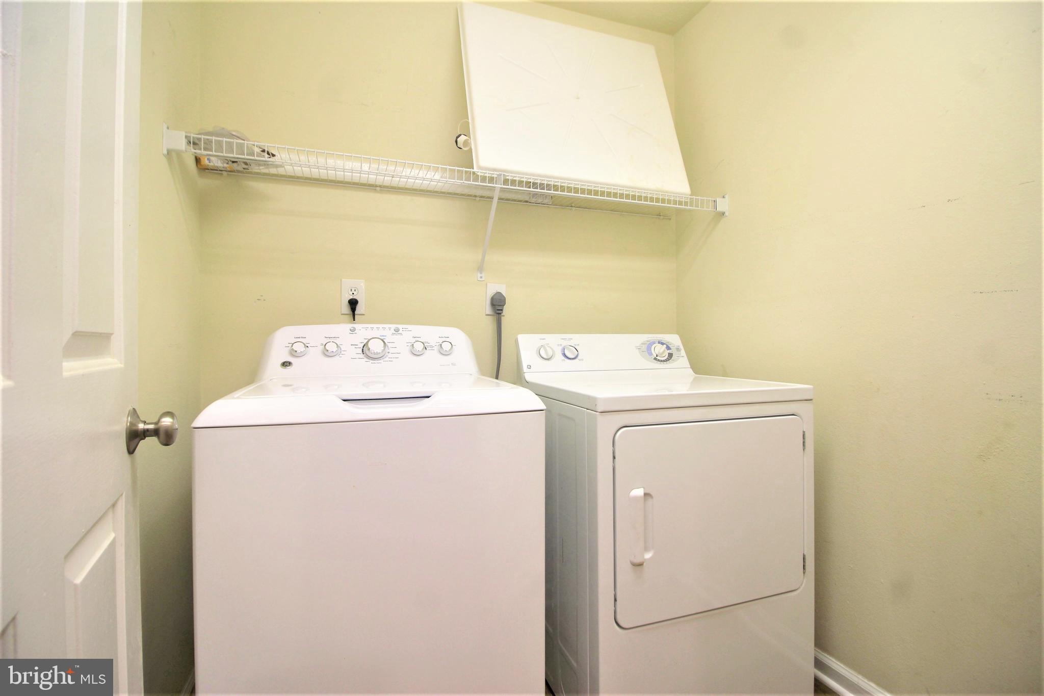 CEDAR LEE CONDOMINIUM - Residential Lease