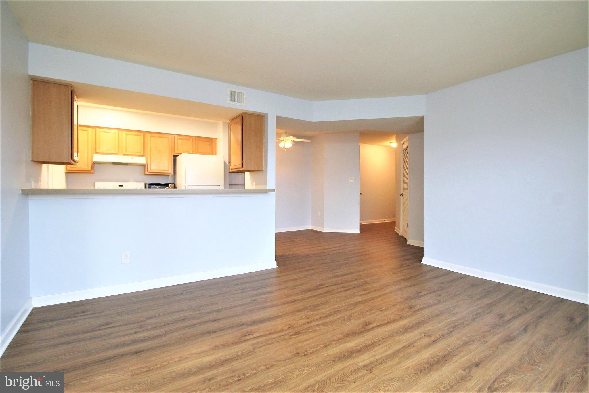 CEDAR LEE CONDOMINIUM - Residential Lease