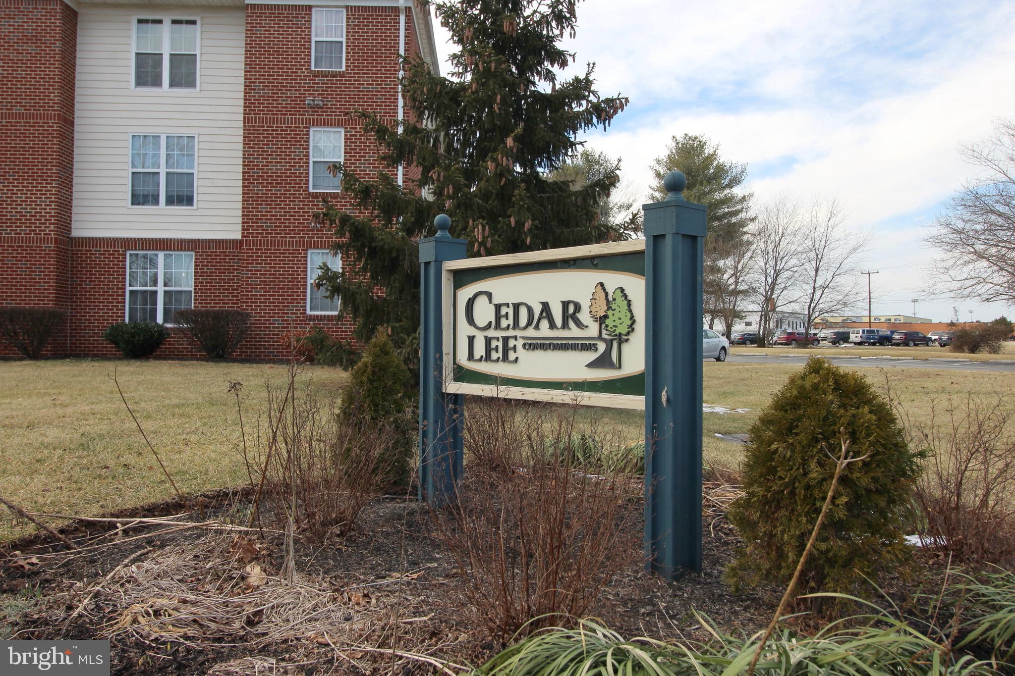 CEDAR LEE CONDOMINIUM - Residential Lease