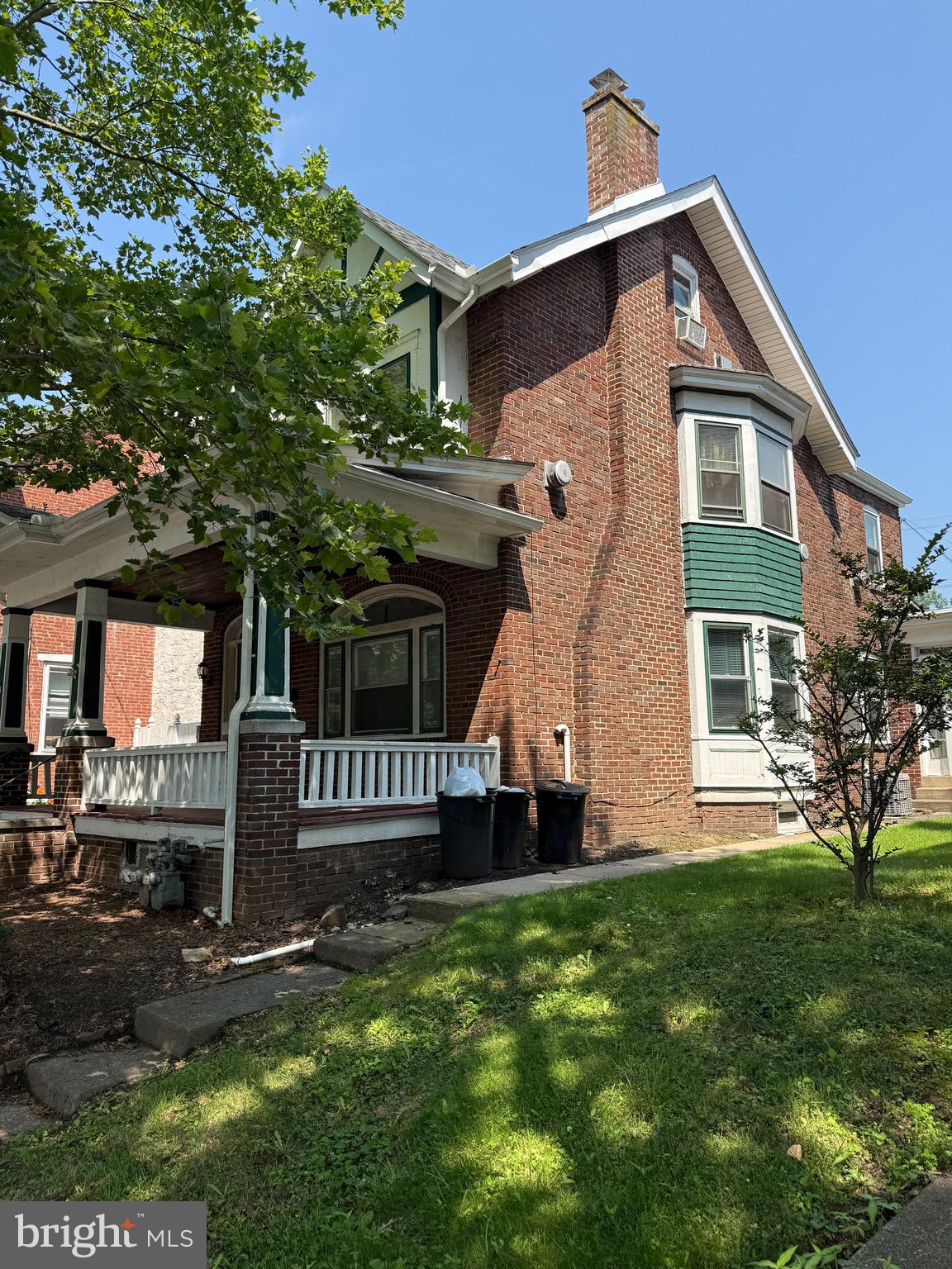 945 E HIGH STREET