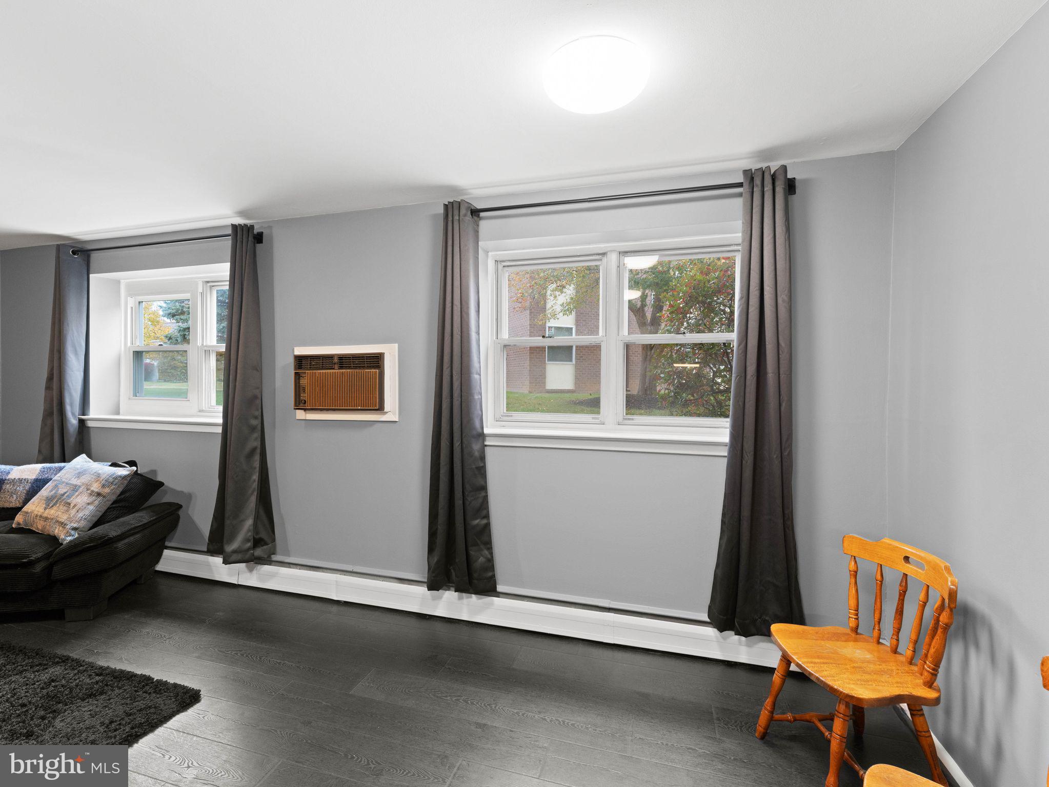 DOWNINGTOWN COMMON - Residential