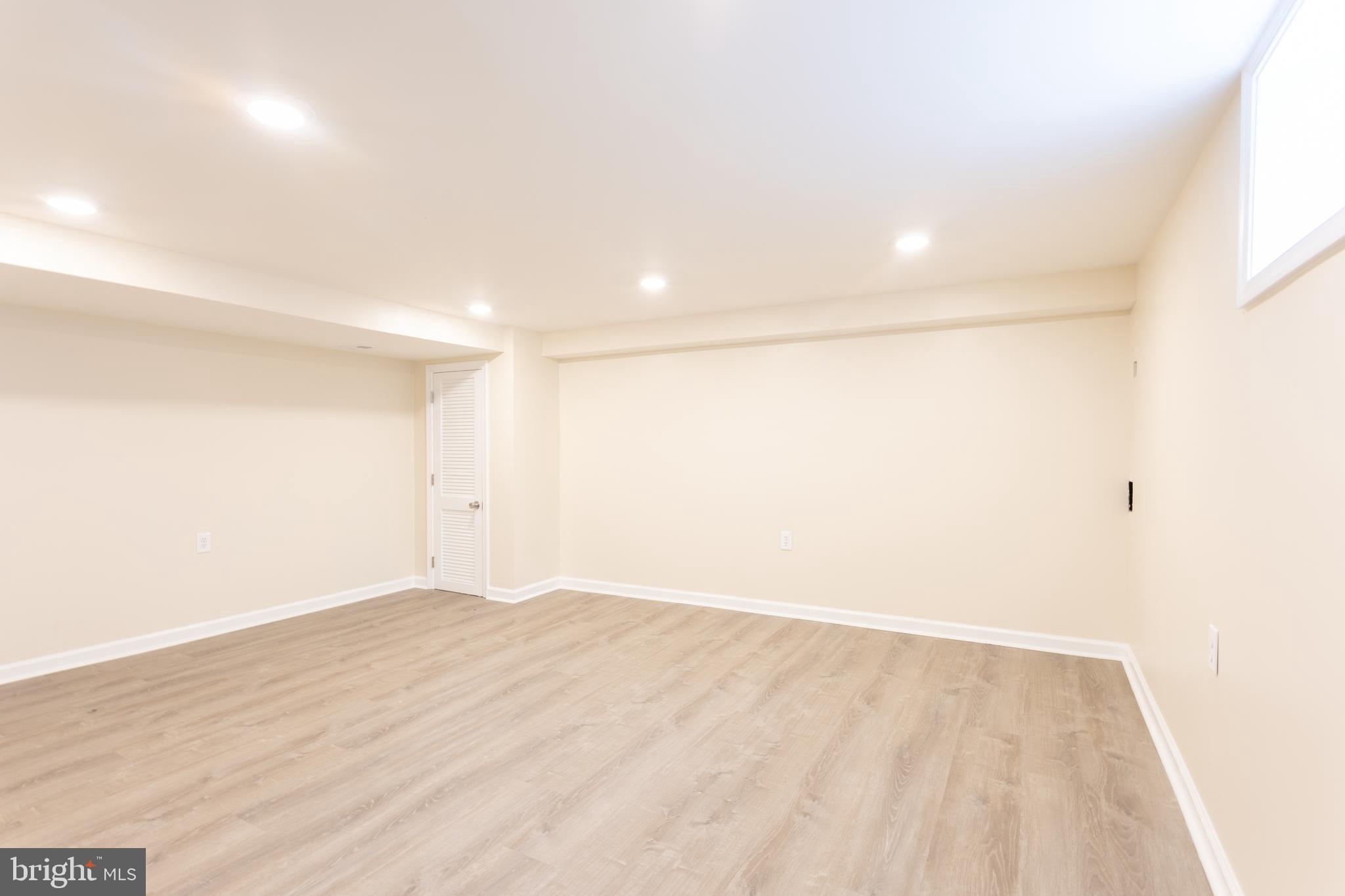 OAKLEIGH - Residential