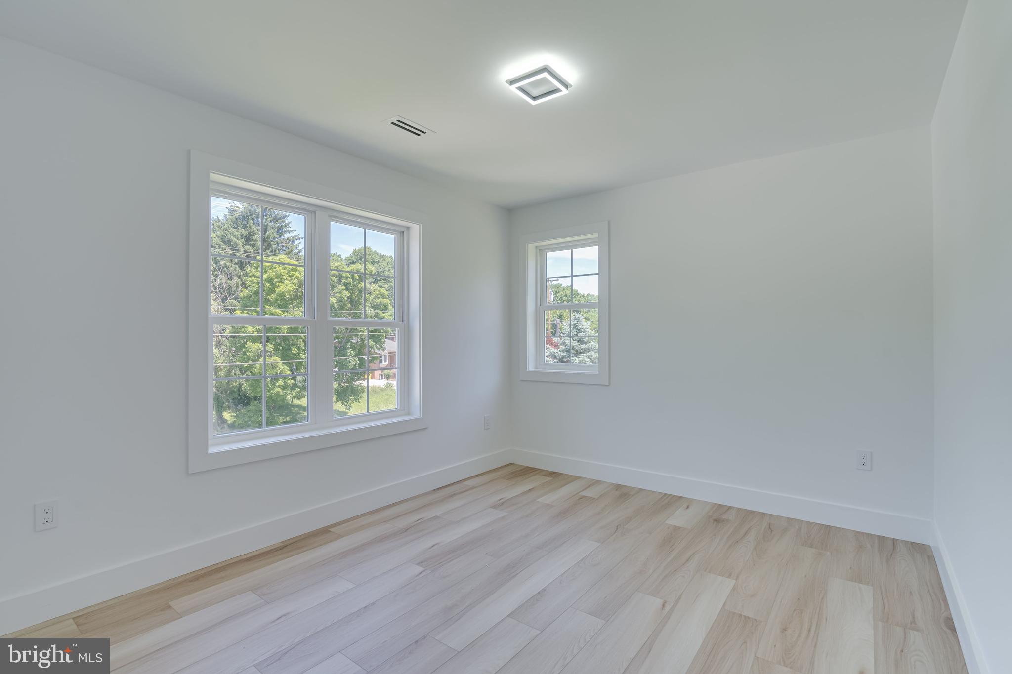 PIKEVIEW ACRES NORTH - Residential