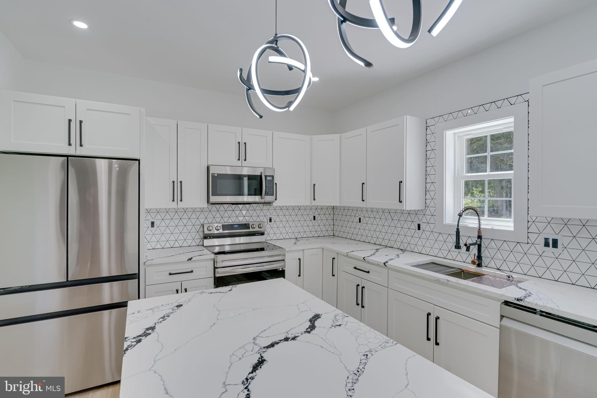 PIKEVIEW ACRES NORTH - Residential