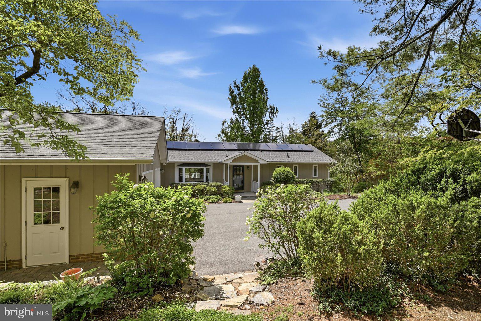 LAKE SERENE - Residential