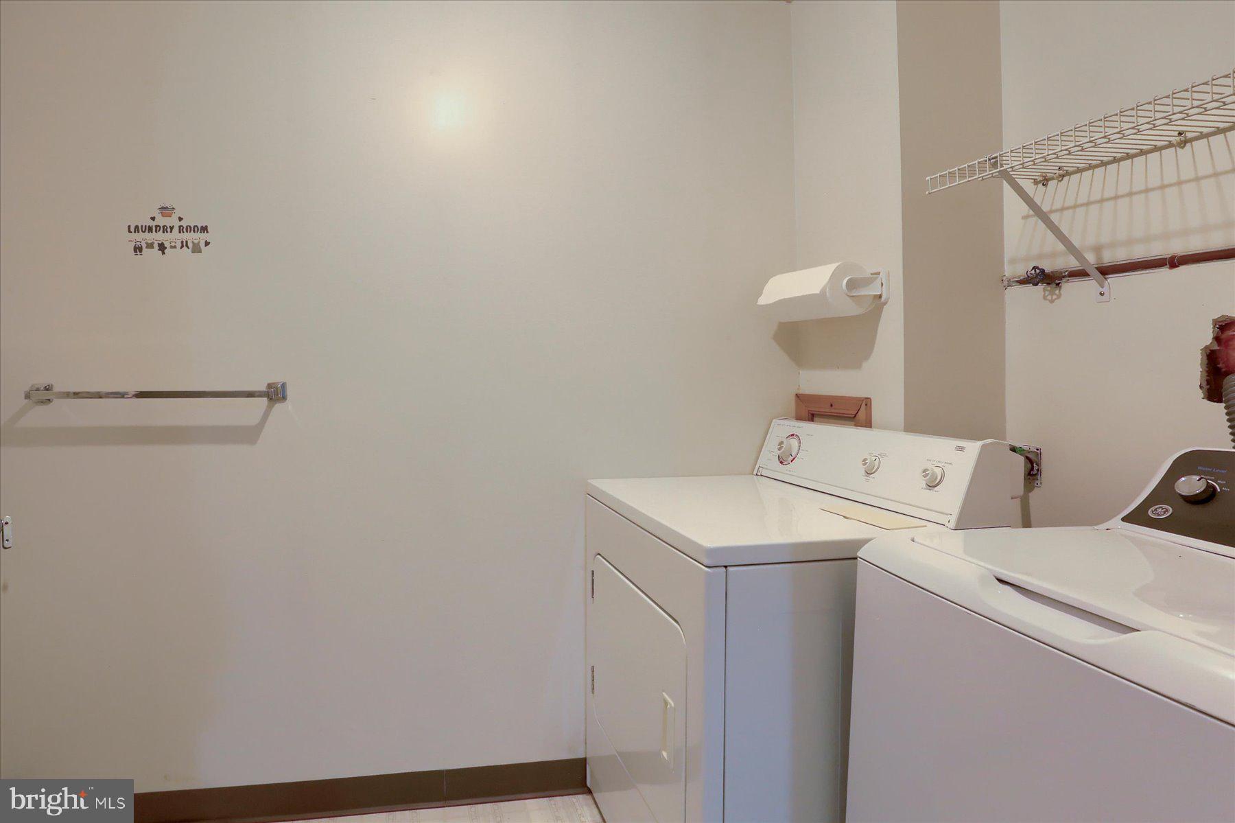 CHARTWOOD MANOR - Residential