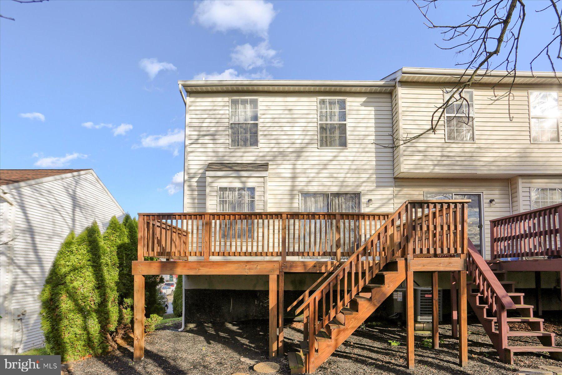 CHARTWOOD MANOR - Residential