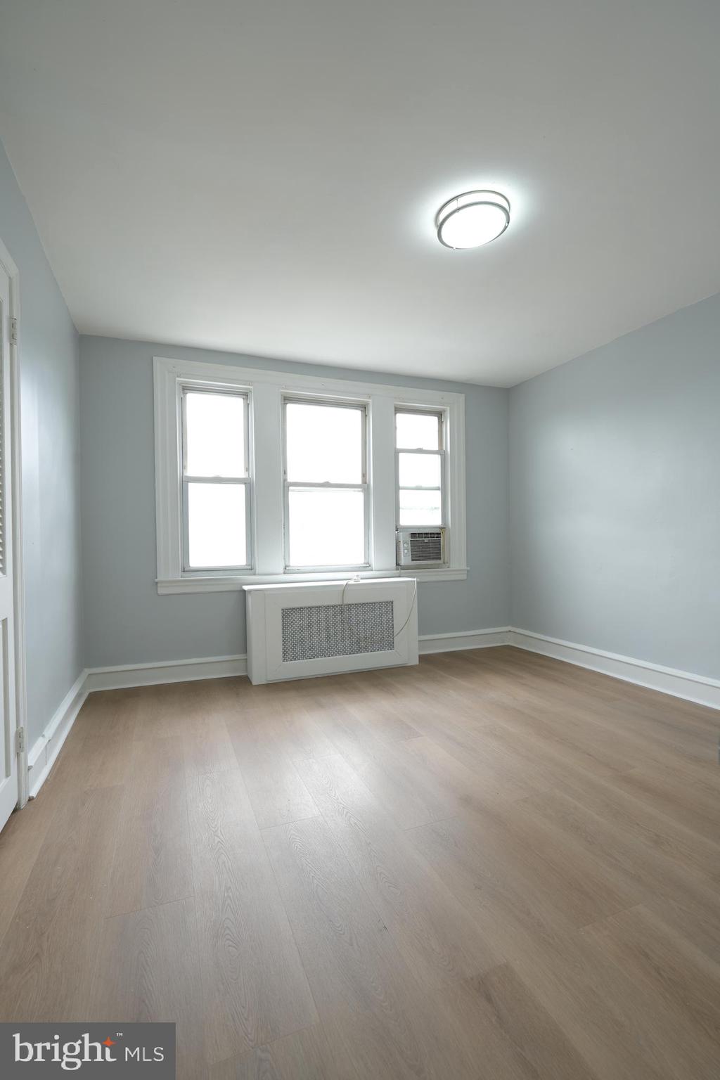 HOLMESBURG - Residential