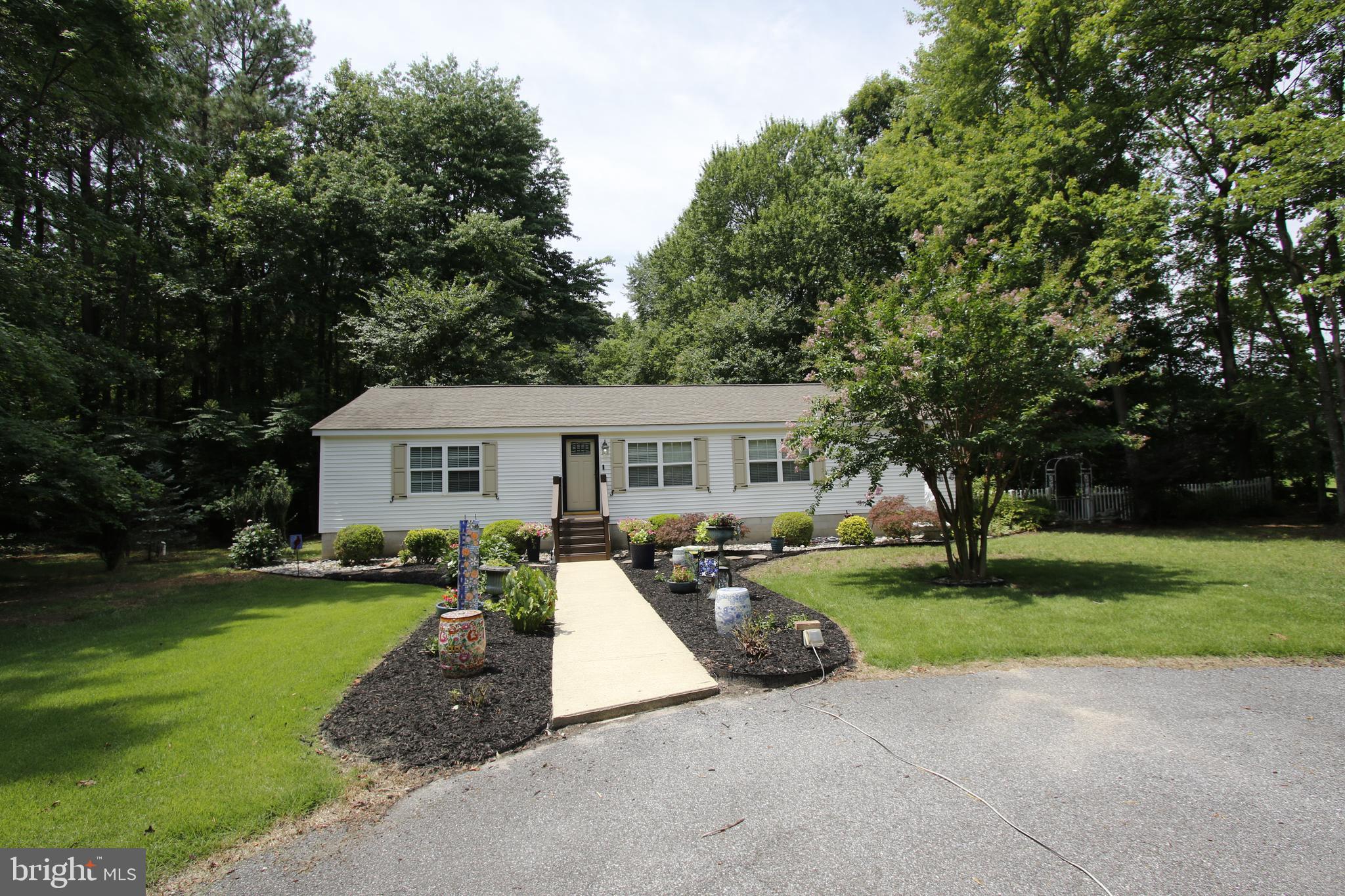 2545 HUNTING QUARTER ROAD