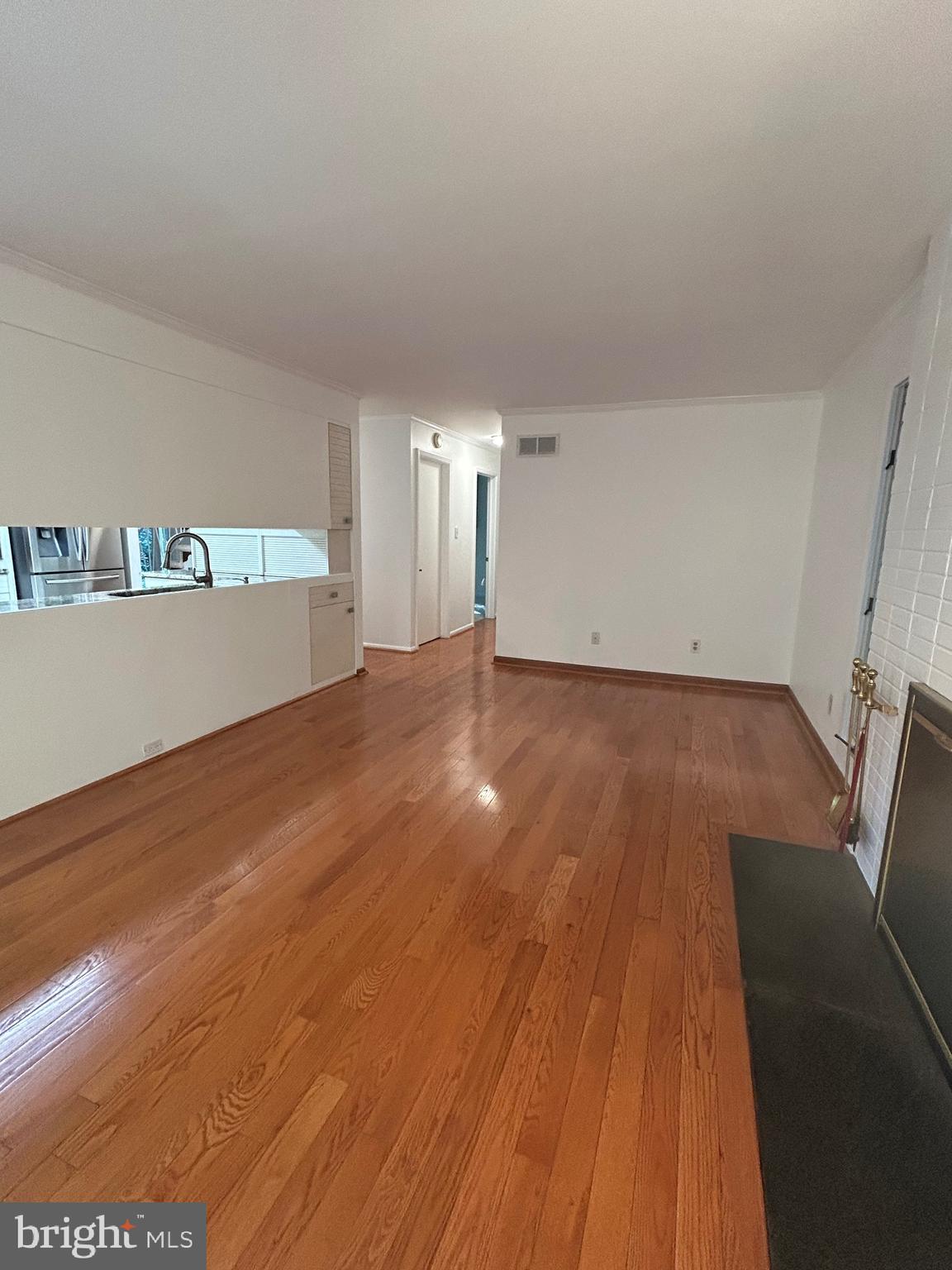 WHITFORD HILLS - Residential