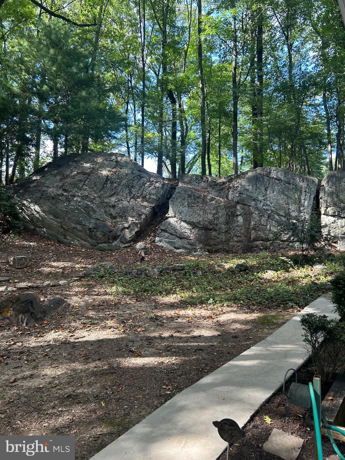 WHITFORD HILLS - Residential