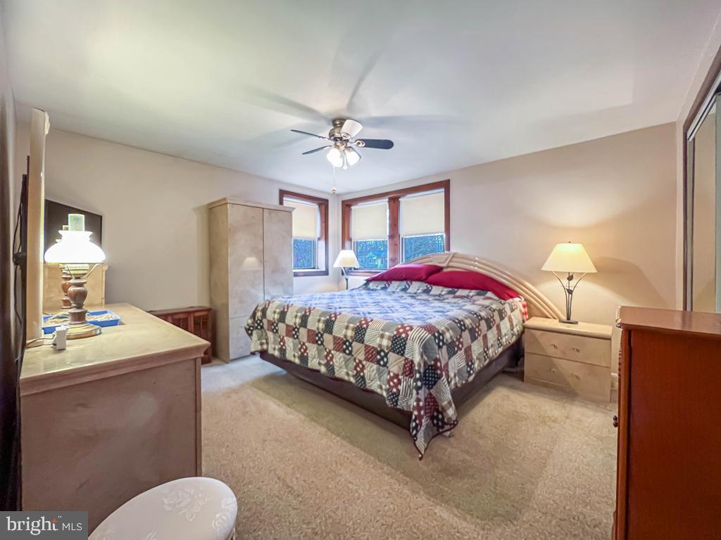 HALLOWELL - Residential