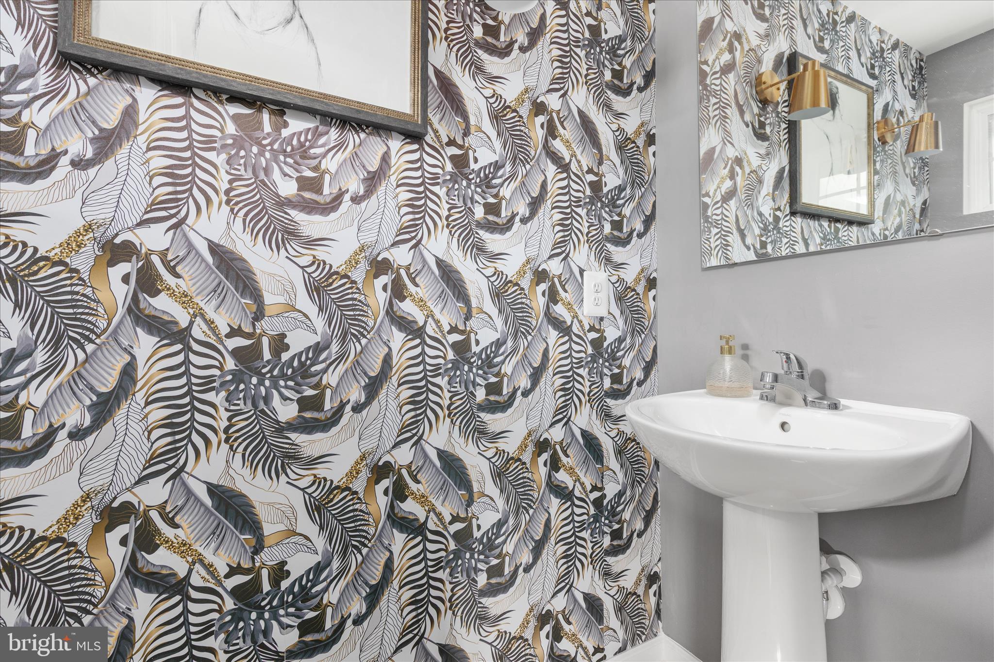 CARDINAL POINTE - Residential