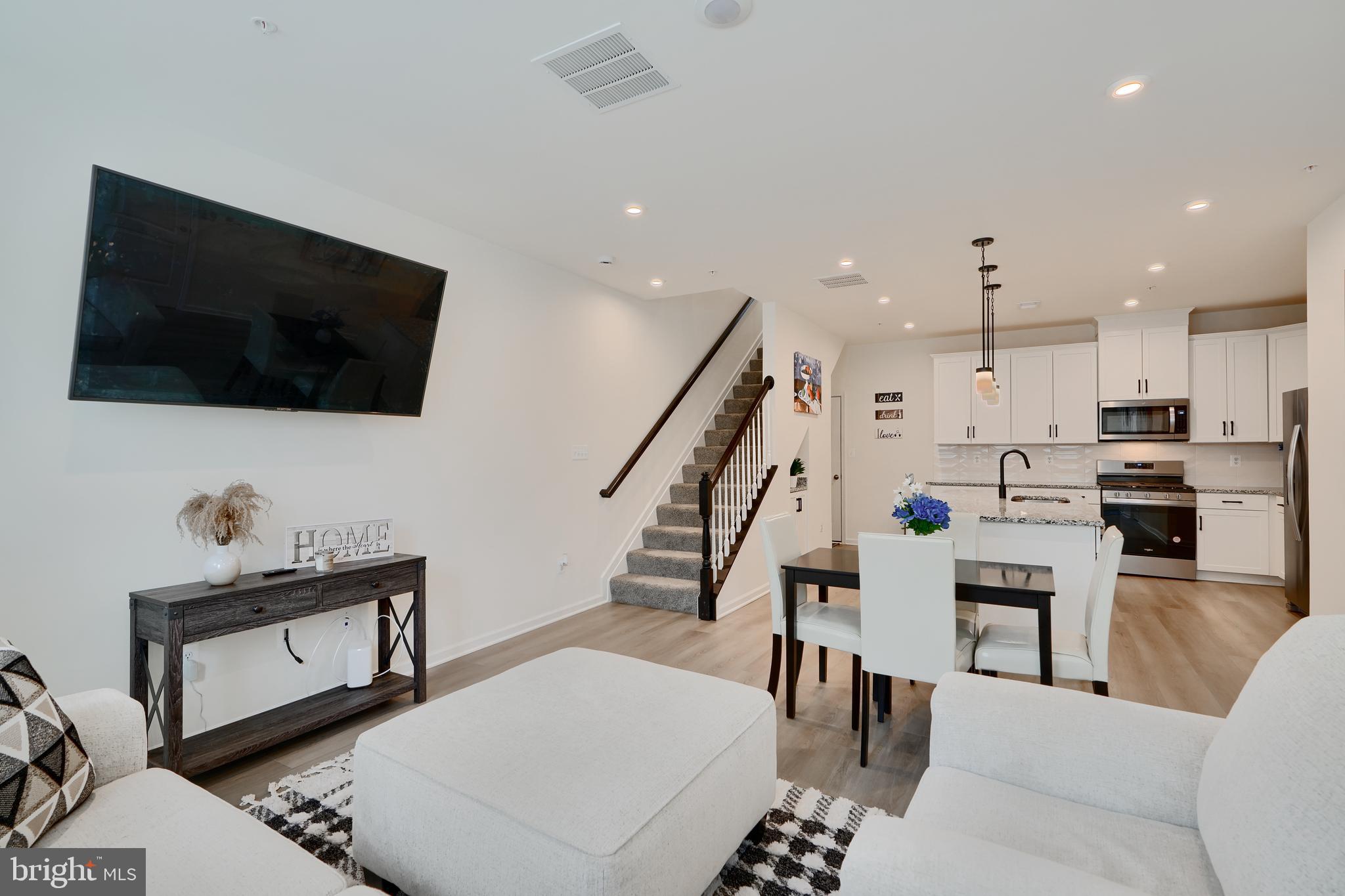 BALLARD GREEN - Residential