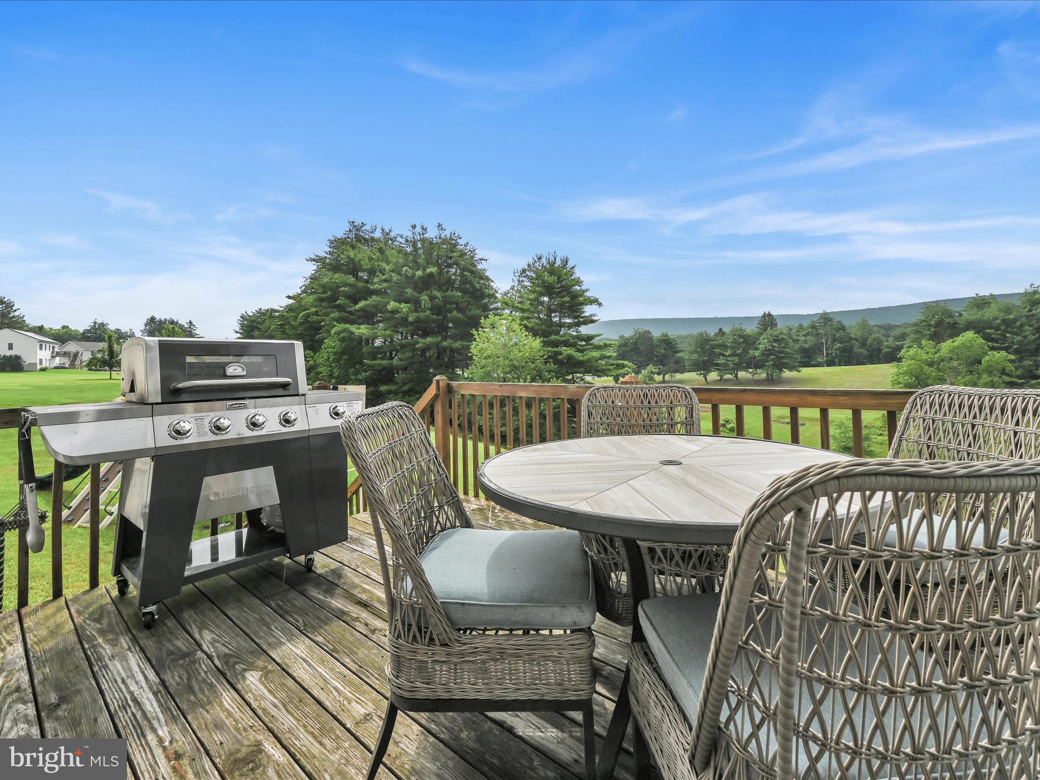 FOUNTAIN SPRINGS - Residential