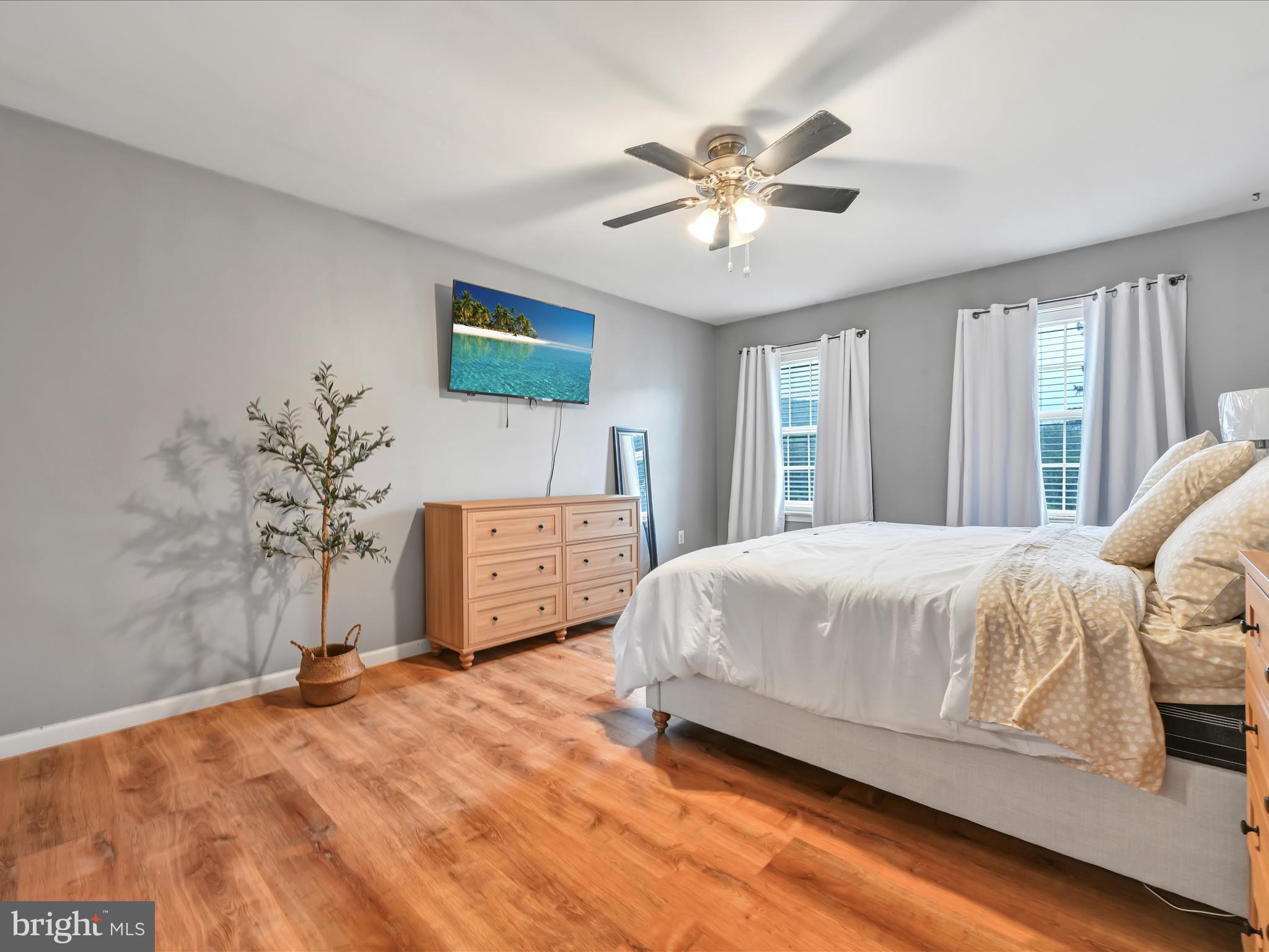 FOUNTAIN SPRINGS - Residential