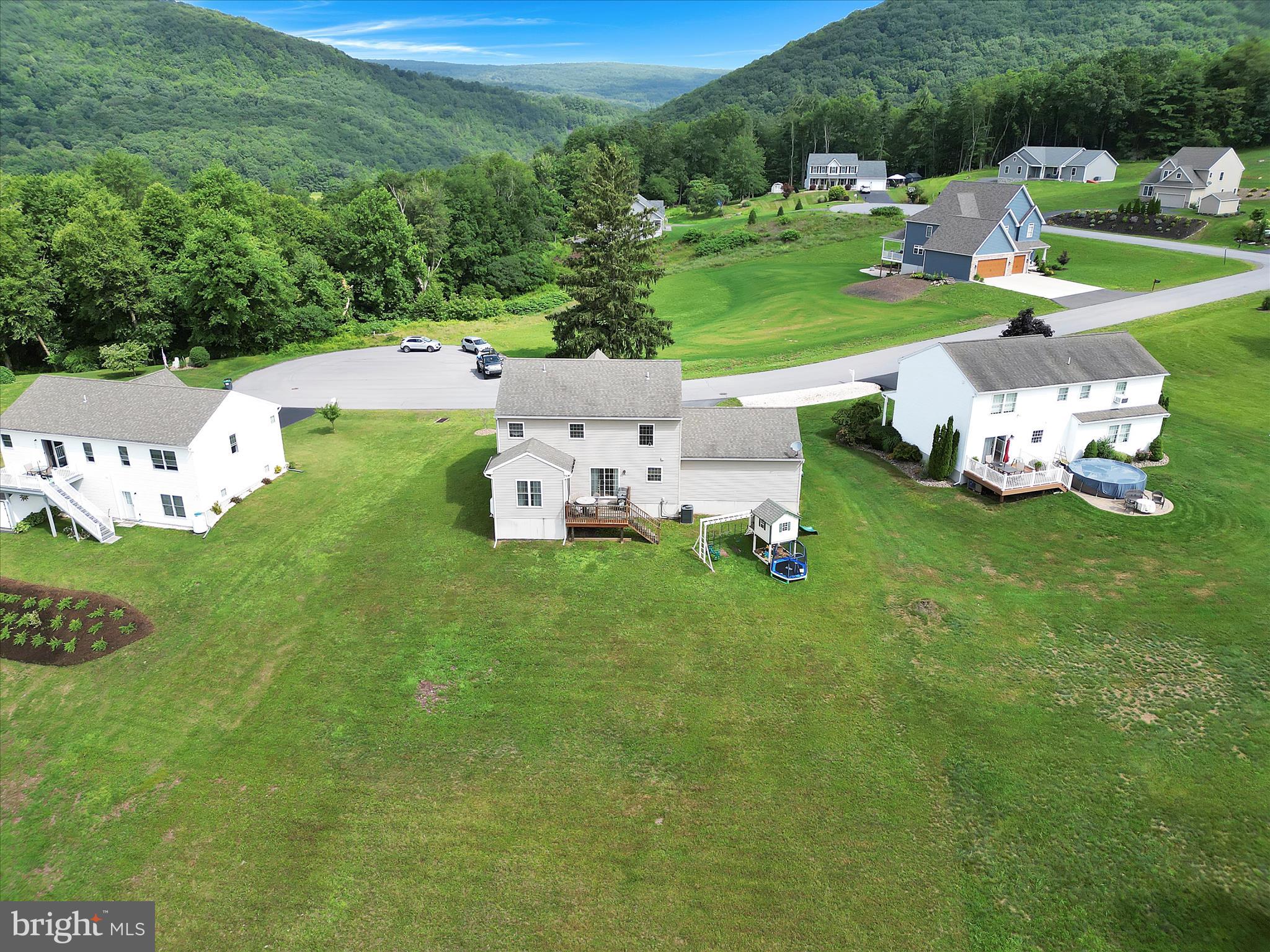 FOUNTAIN SPRINGS - Residential