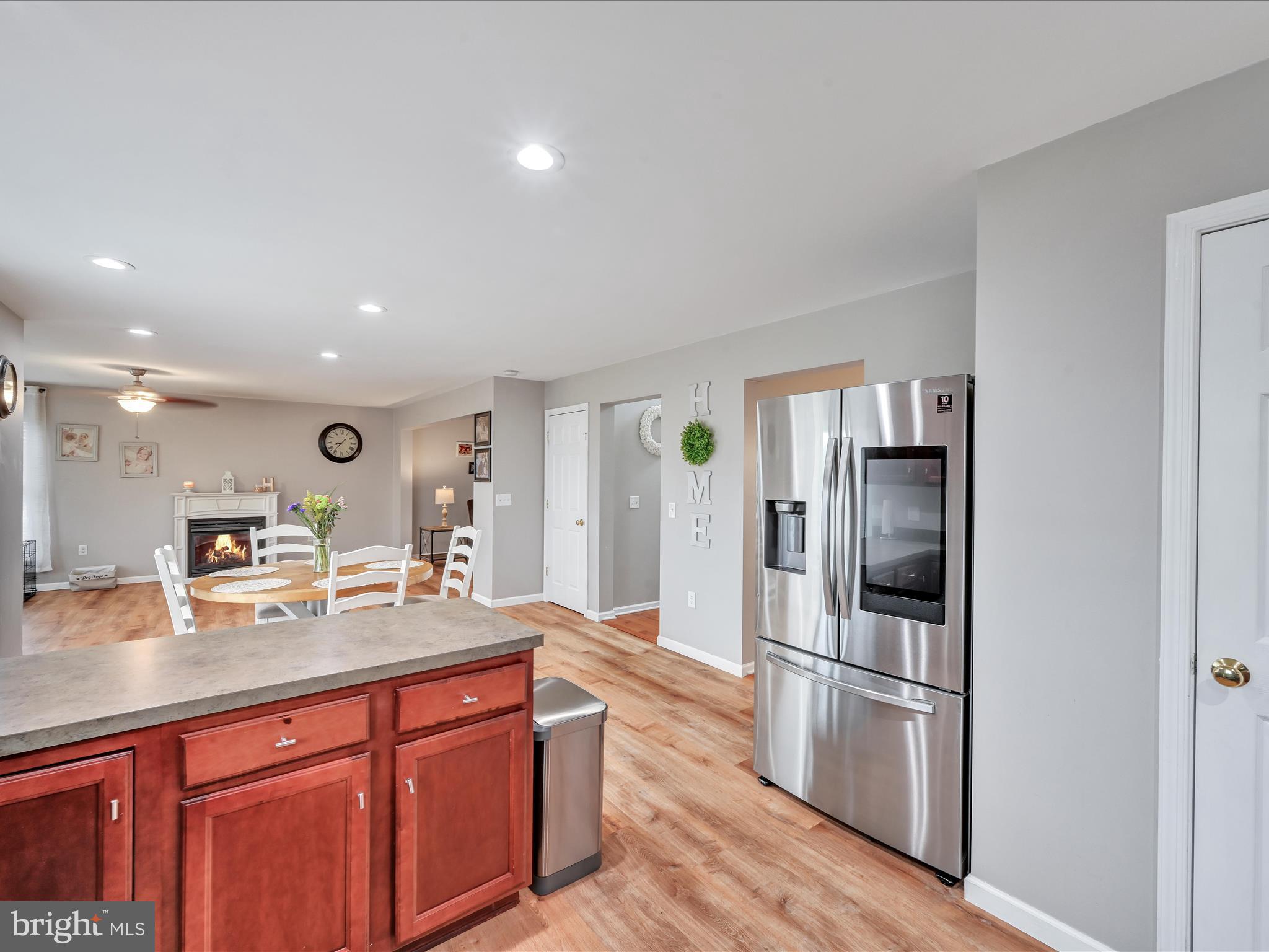 FOUNTAIN SPRINGS - Residential