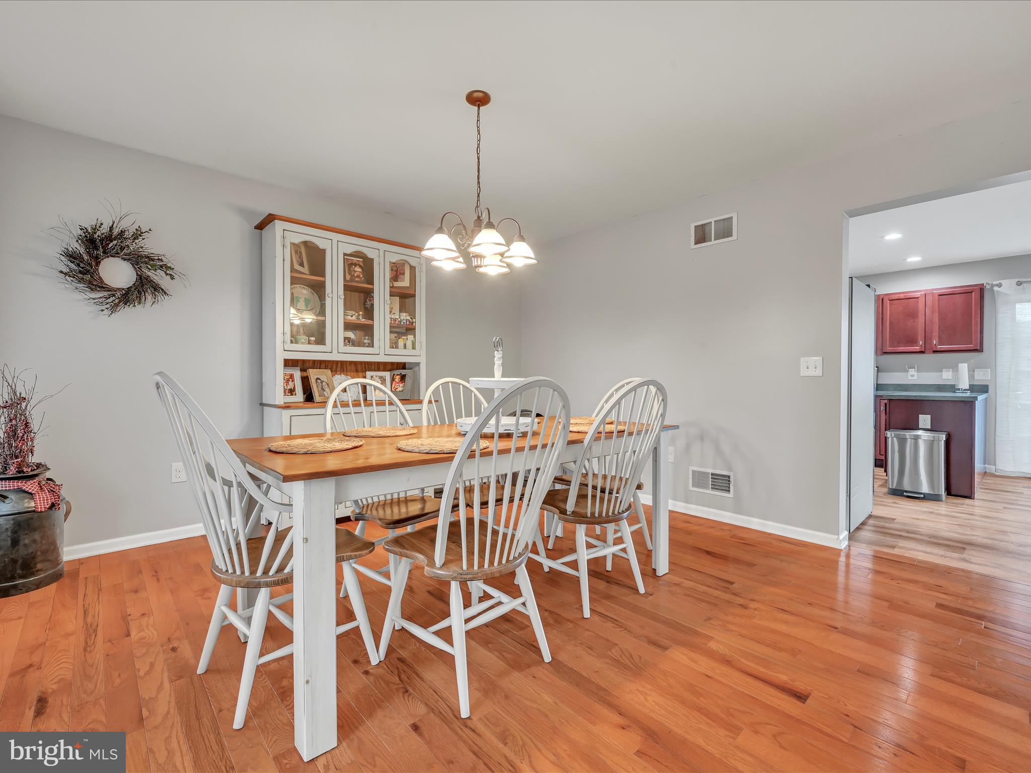 FOUNTAIN SPRINGS - Residential