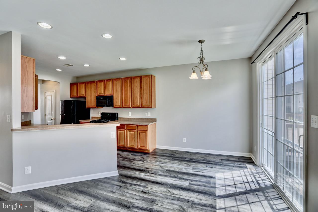 BROADLANDS SOUTH - Residential Lease