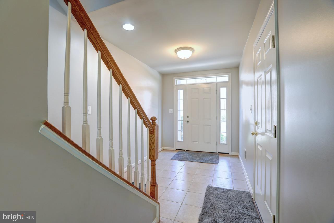 BROADLANDS SOUTH - Residential Lease