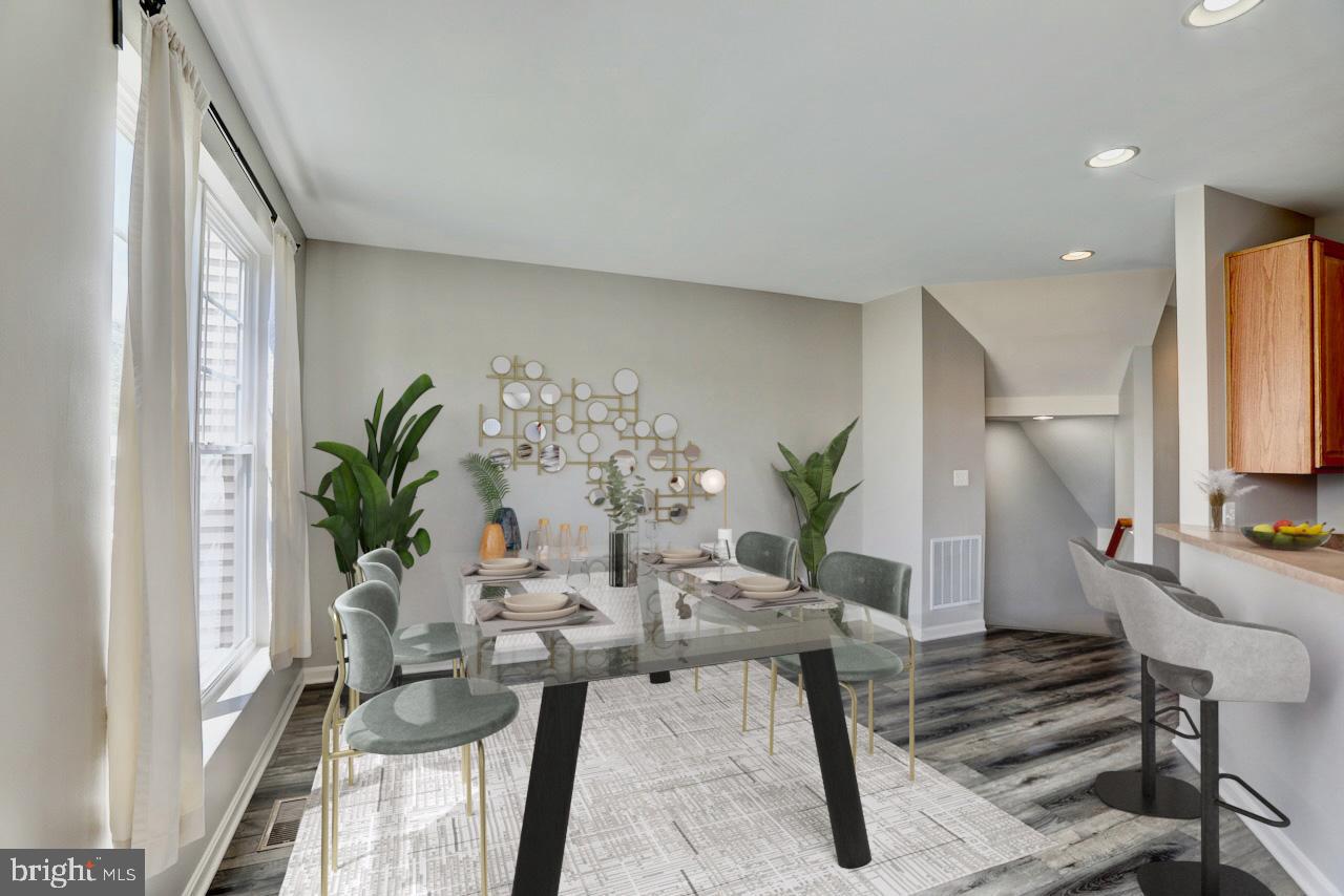 BROADLANDS SOUTH - Residential Lease