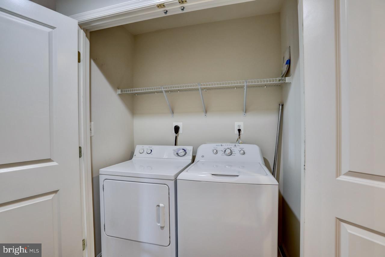 BROADLANDS SOUTH - Residential Lease