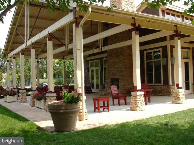 BROADLANDS SOUTH - Residential Lease