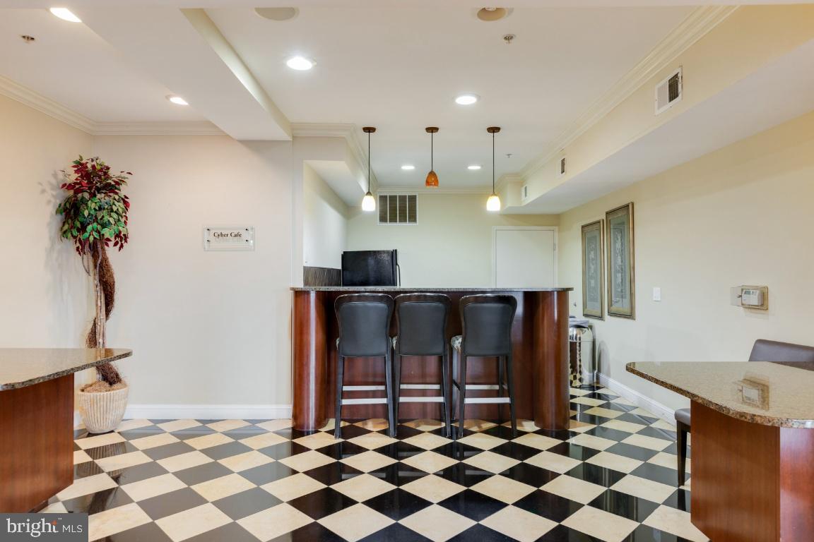 FITZ AT ROCKVILLE TOWN C - Residential