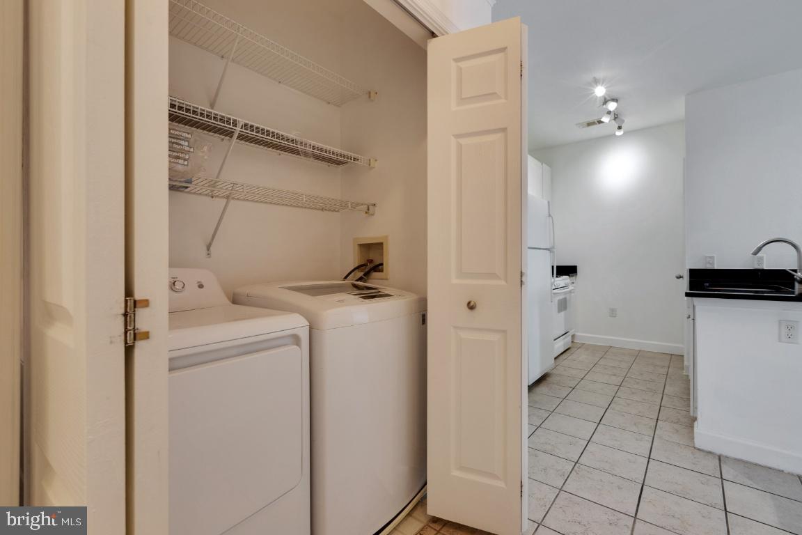 FITZ AT ROCKVILLE TOWN C - Residential