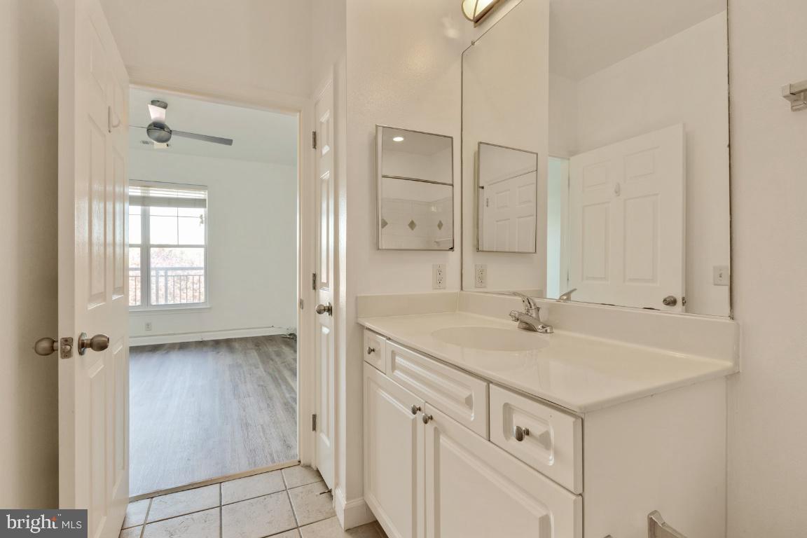 FITZ AT ROCKVILLE TOWN C - Residential