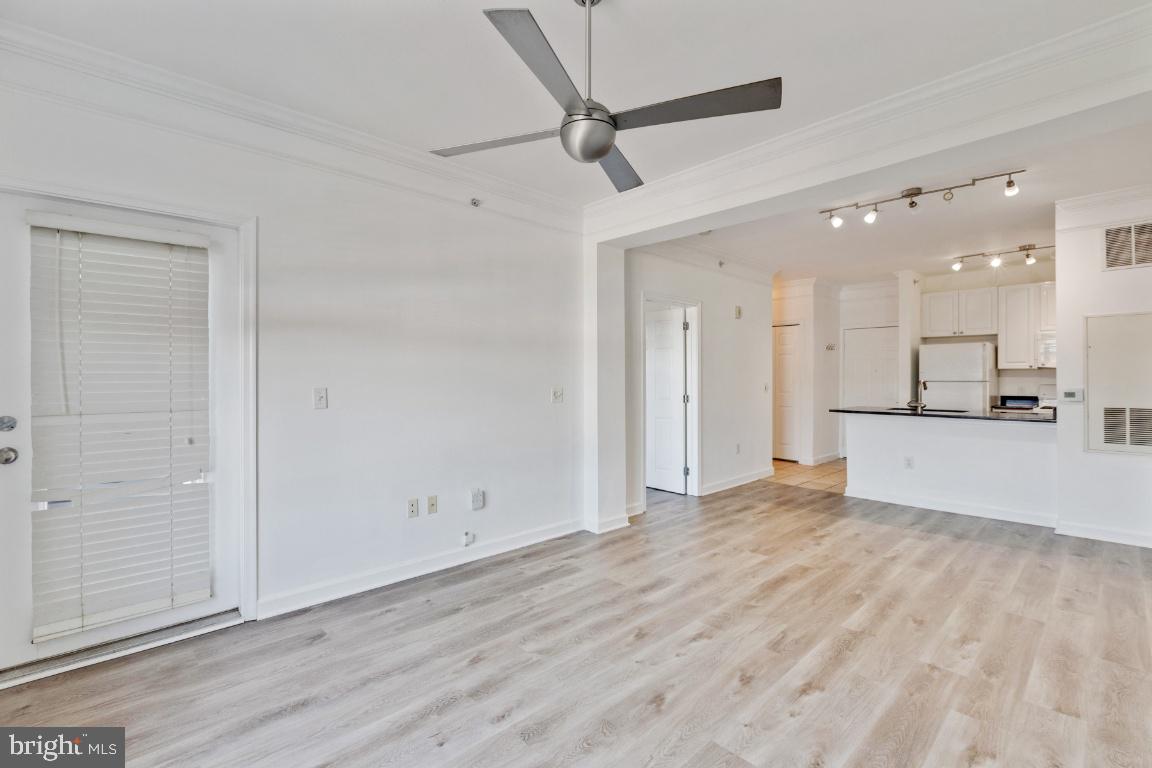 FITZ AT ROCKVILLE TOWN C - Residential