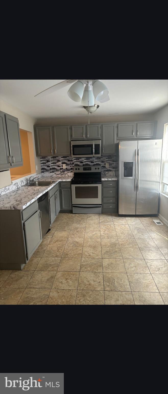 1501 SAINT CHRISTOPHER