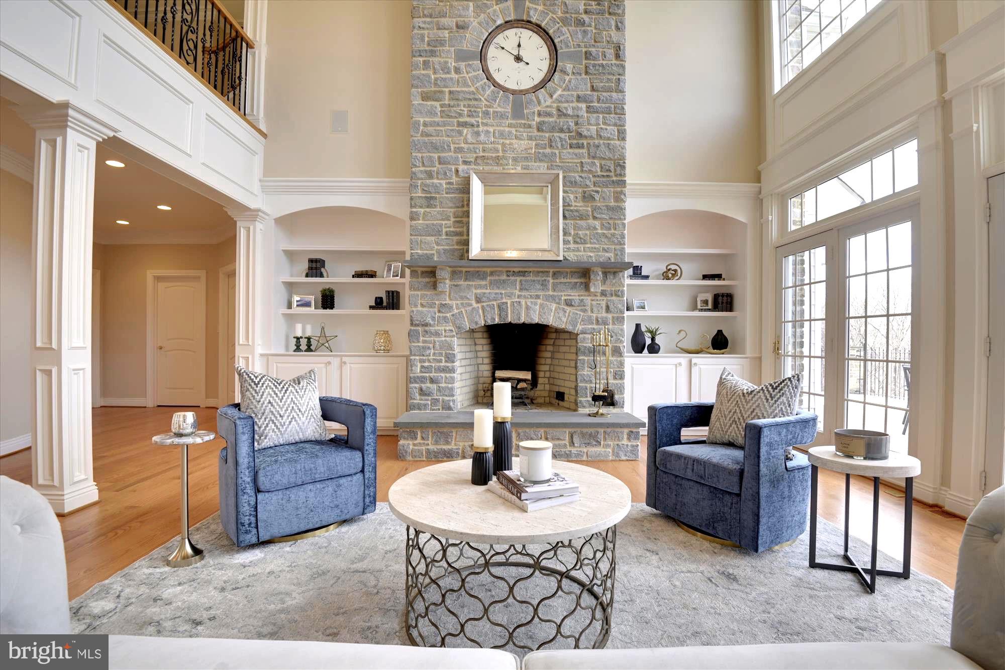 NICHOLSONS MANOR - Residential