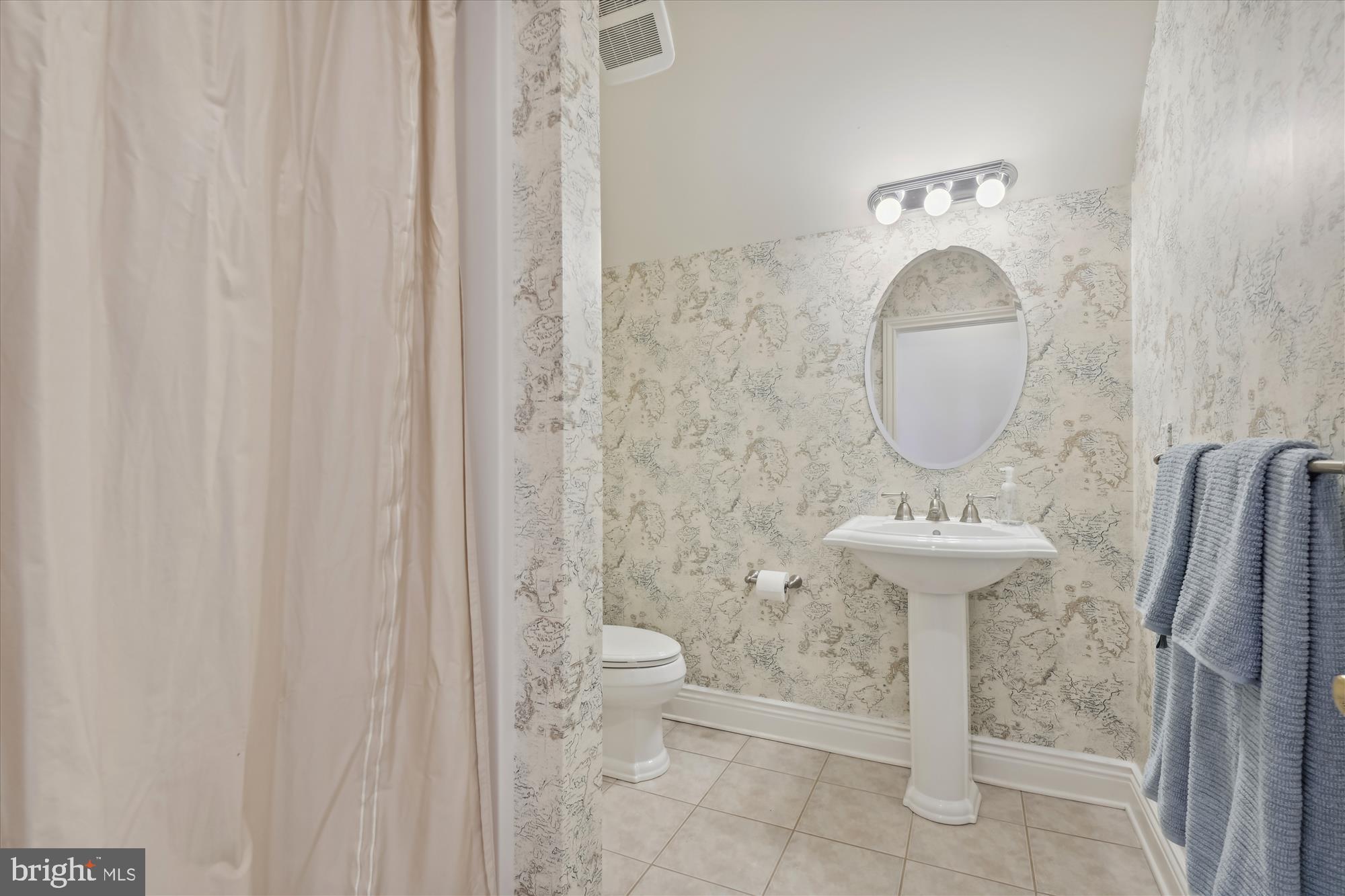 NICHOLSONS MANOR - Residential