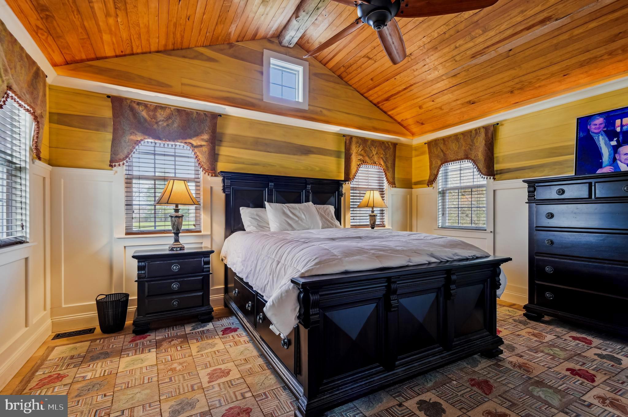 NICHOLSONS MANOR - Residential