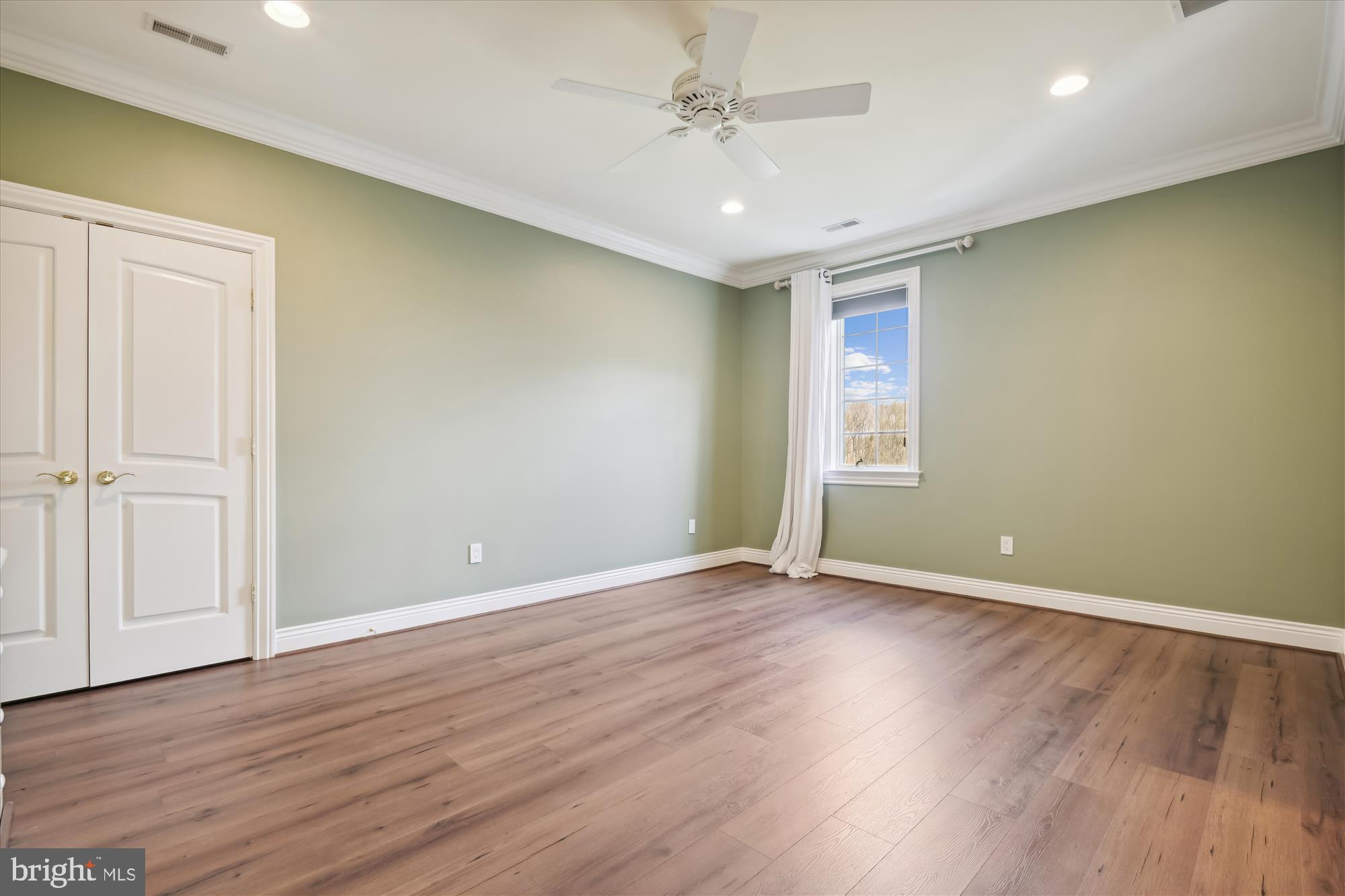 NICHOLSONS MANOR - Residential