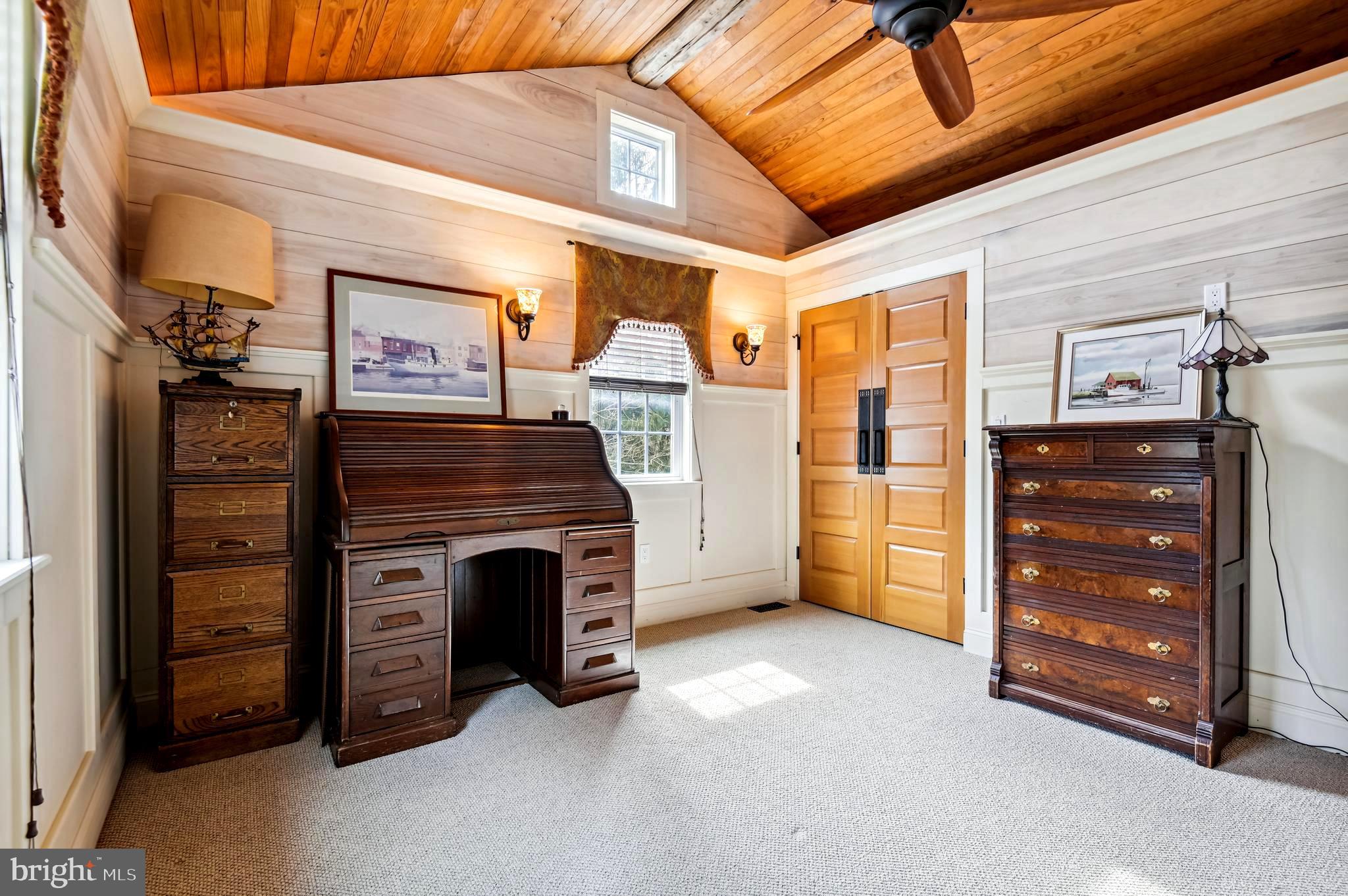 NICHOLSONS MANOR - Residential