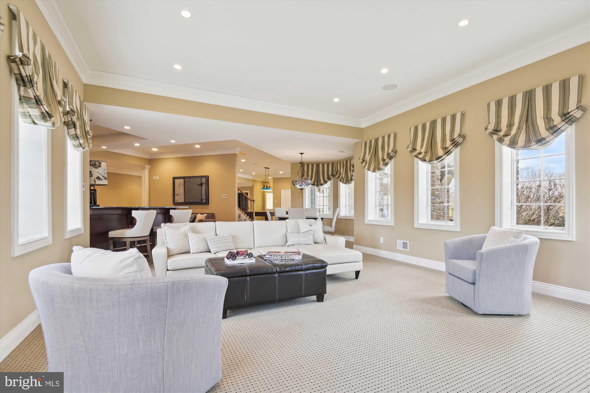 NICHOLSONS MANOR - Residential