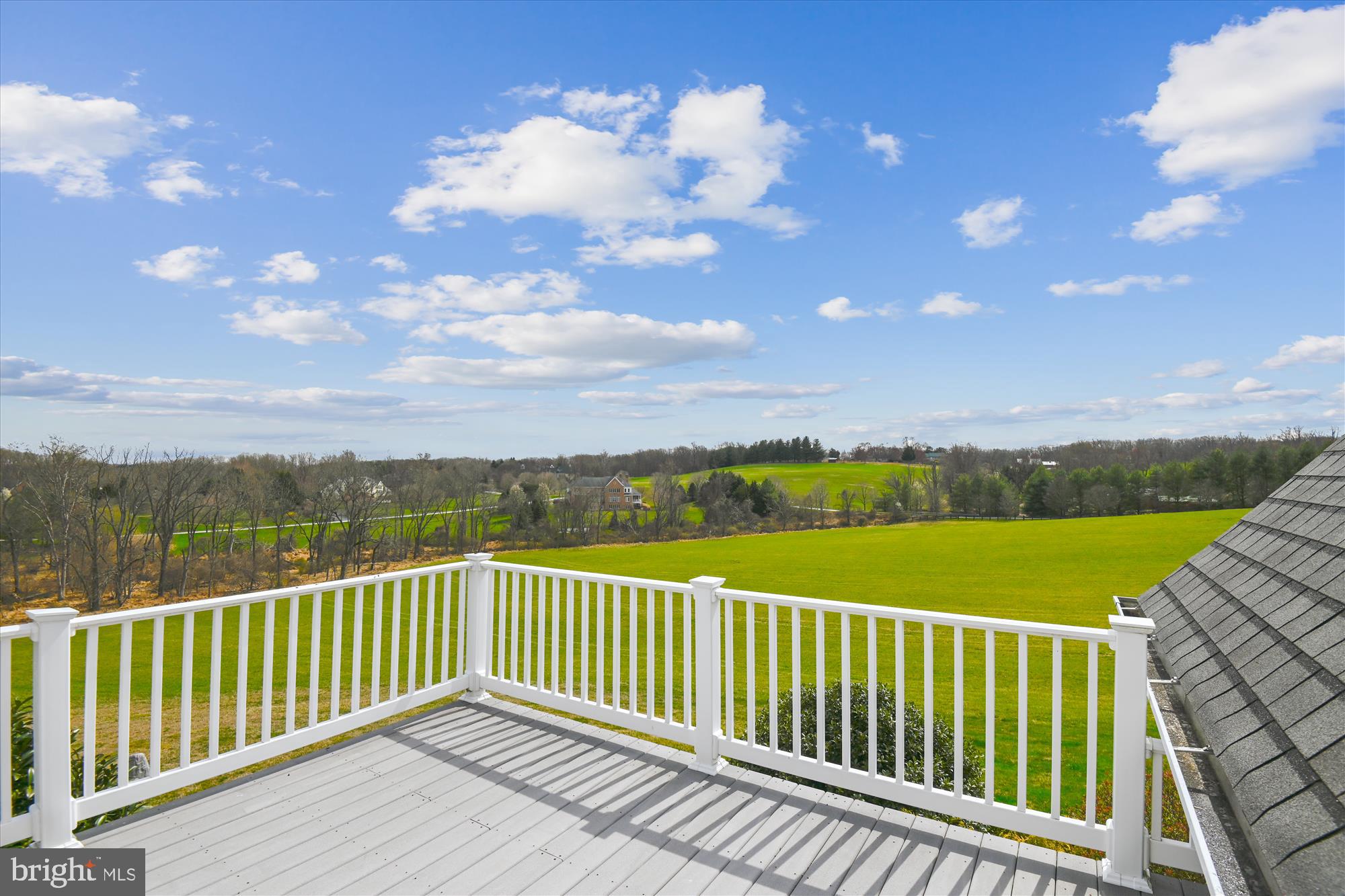 NICHOLSONS MANOR - Residential