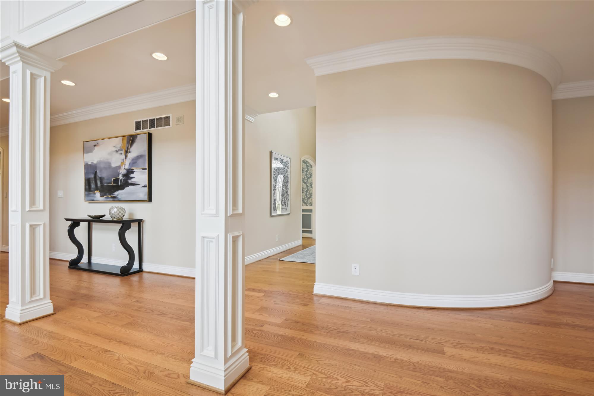 NICHOLSONS MANOR - Residential