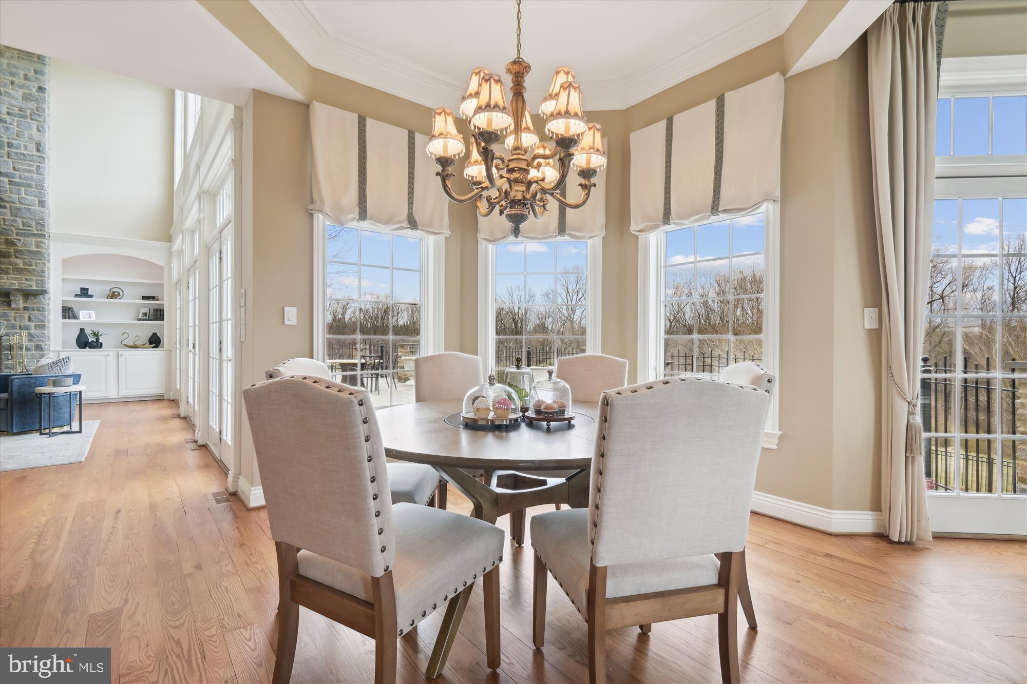 NICHOLSONS MANOR - Residential