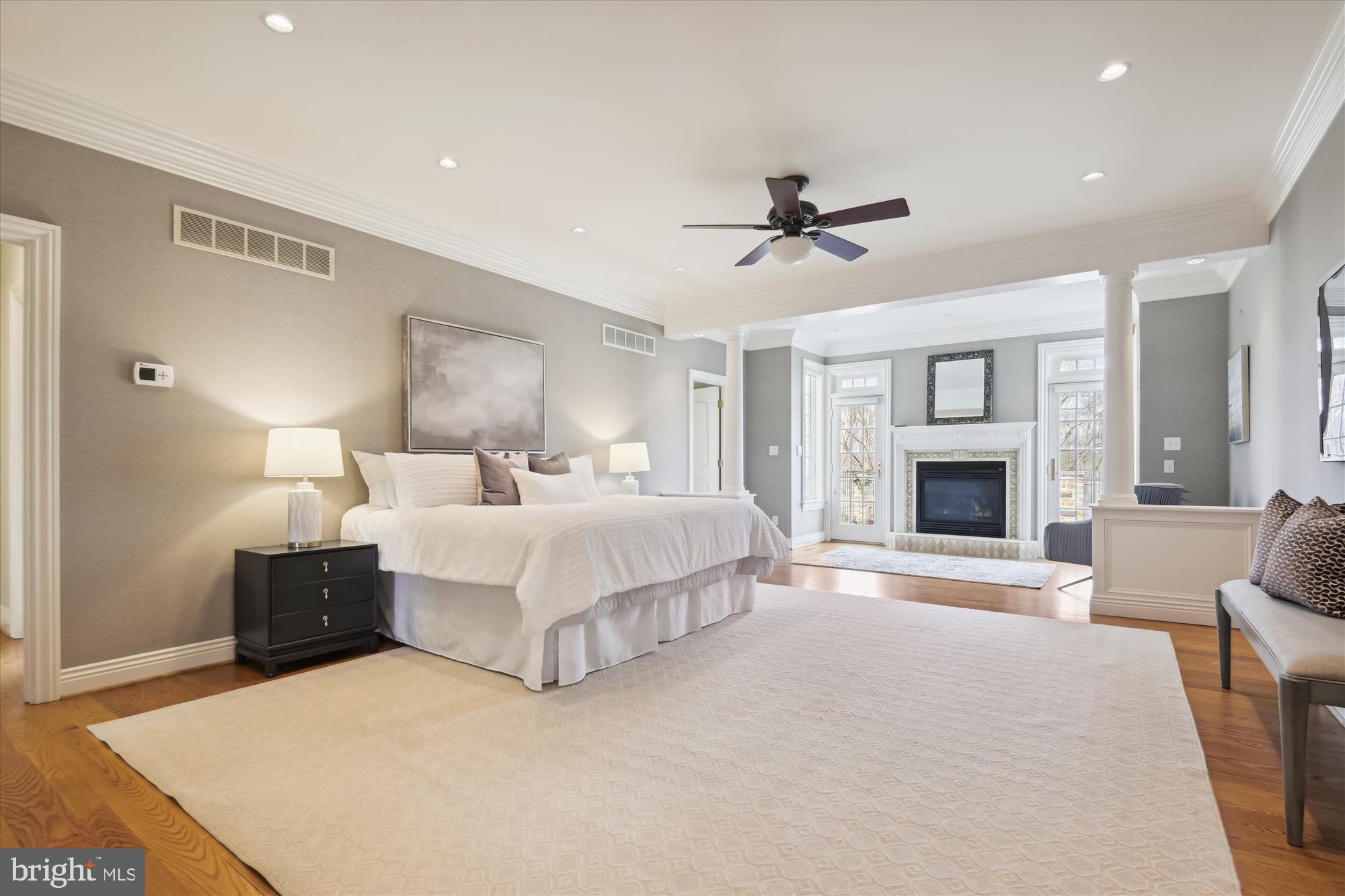 NICHOLSONS MANOR - Residential