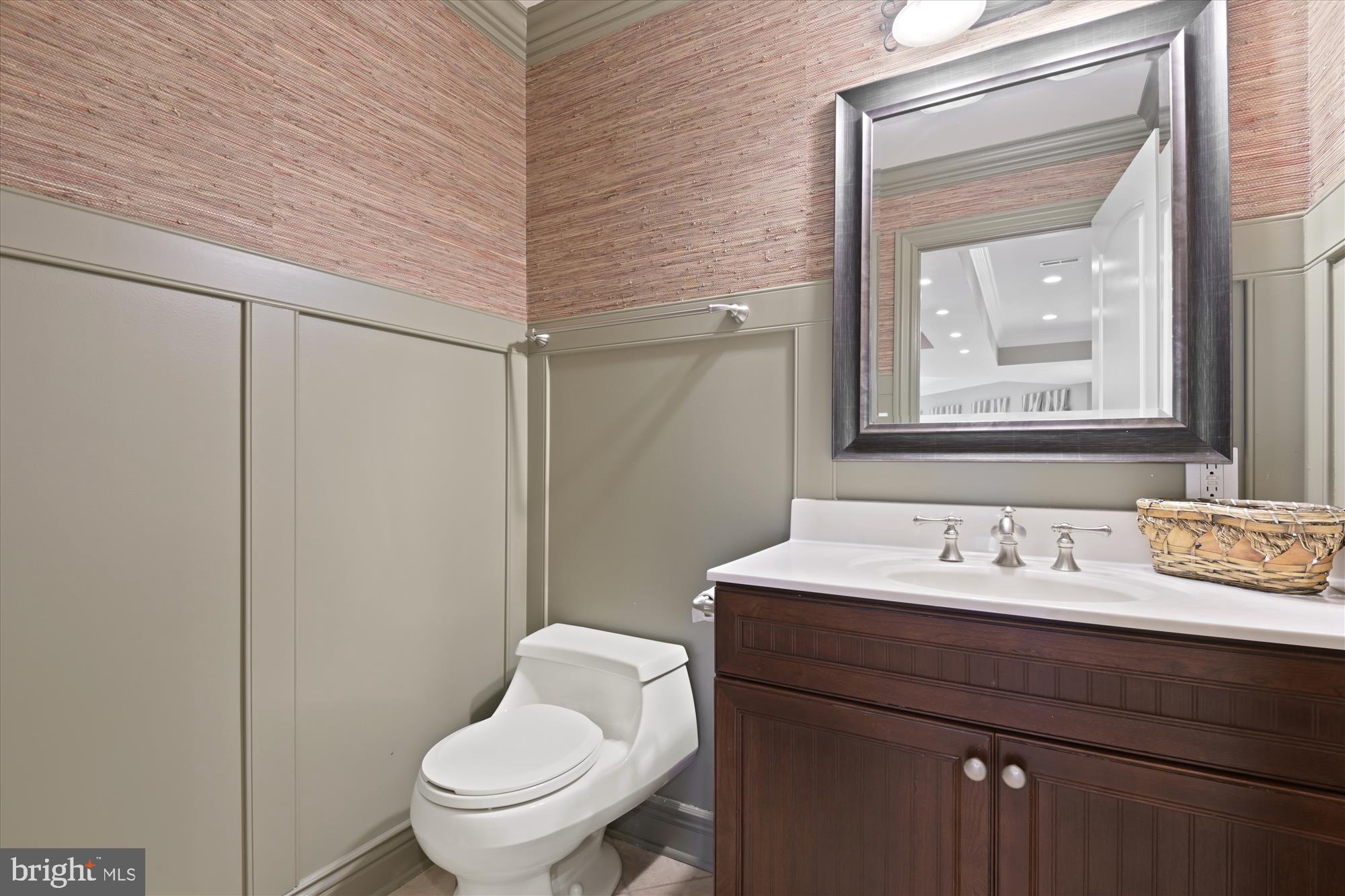 NICHOLSONS MANOR - Residential