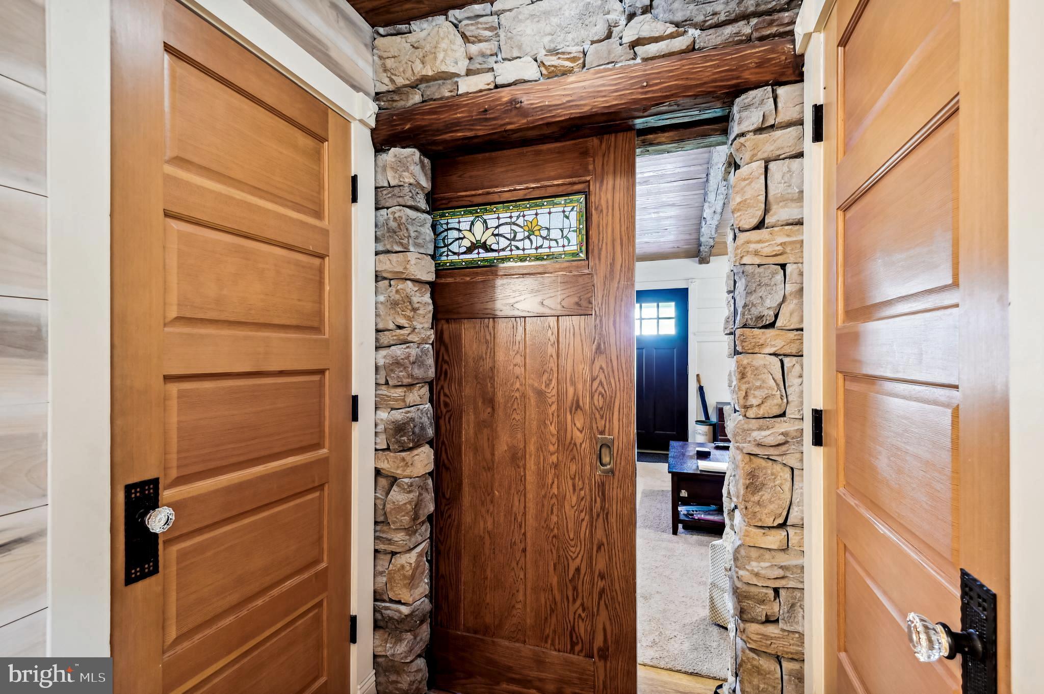 NICHOLSONS MANOR - Residential