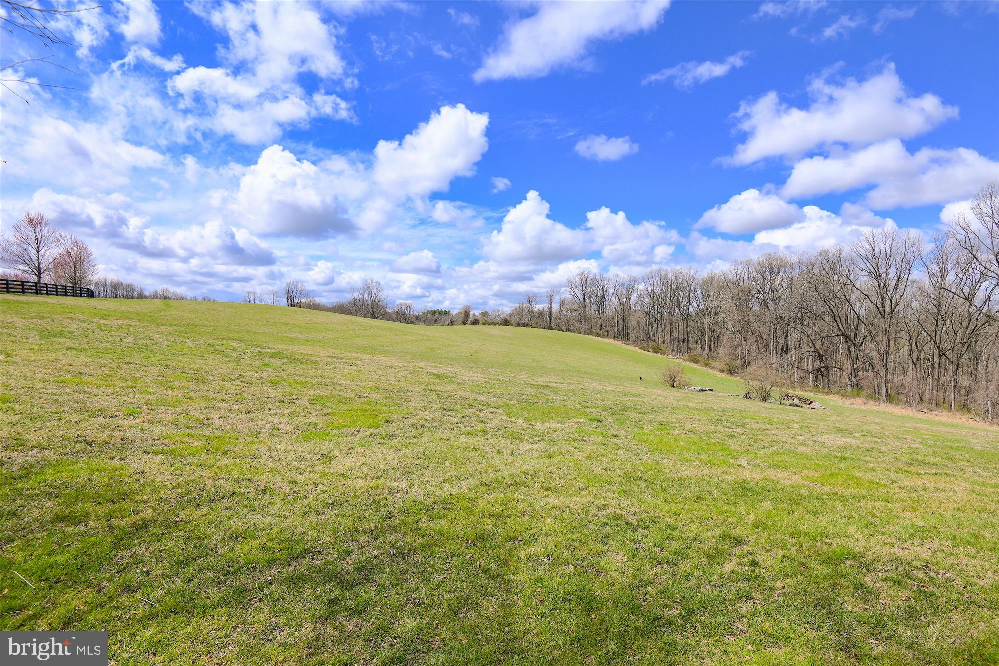 NICHOLSONS MANOR - Residential