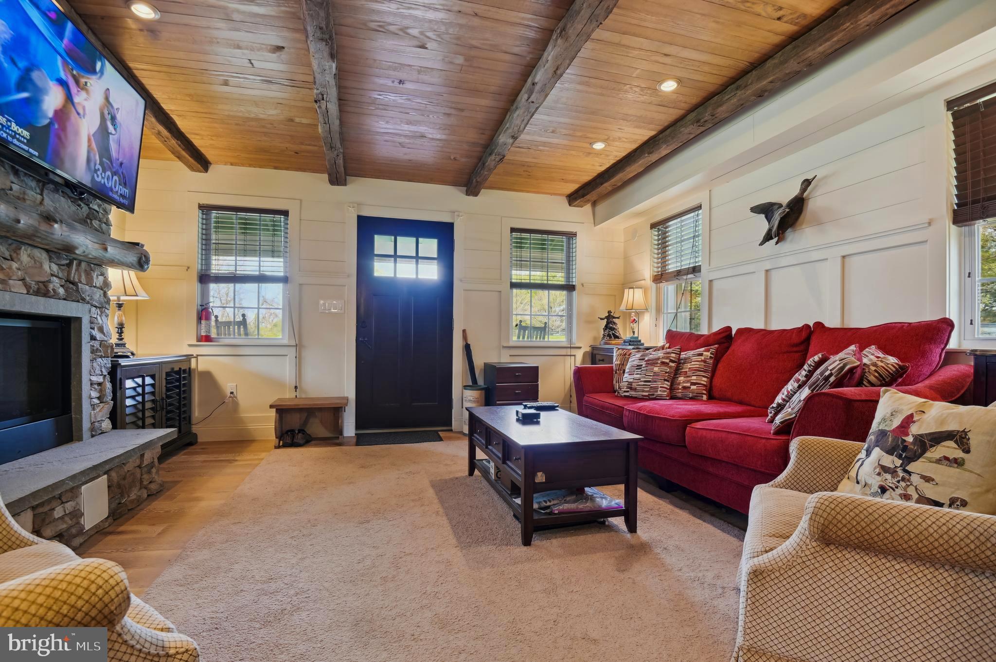 NICHOLSONS MANOR - Residential