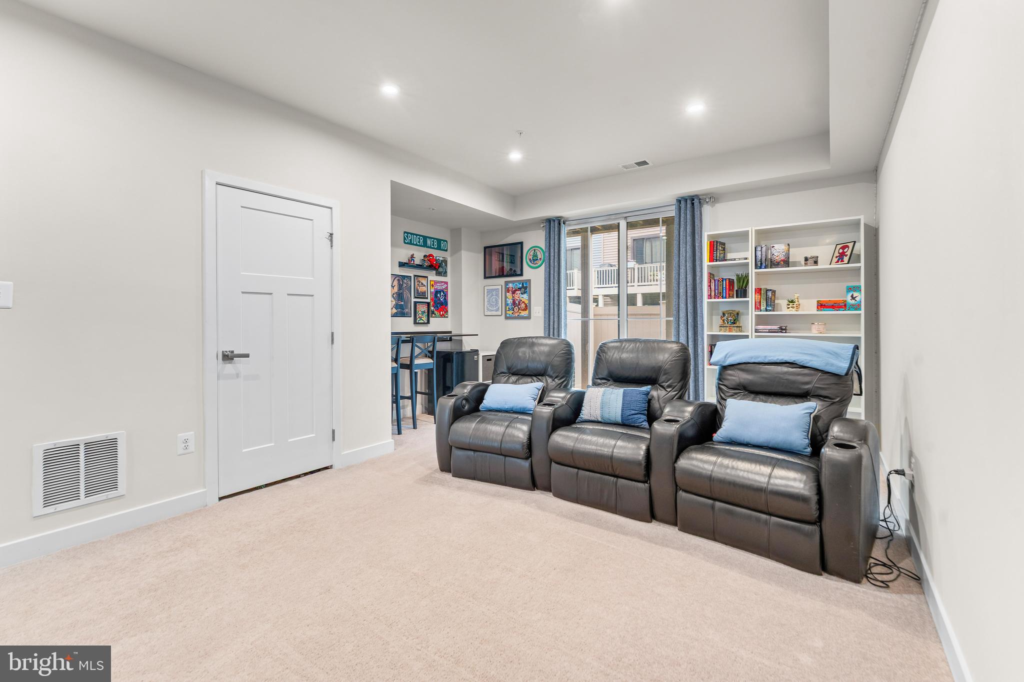 TANYARD SHORES - Residential