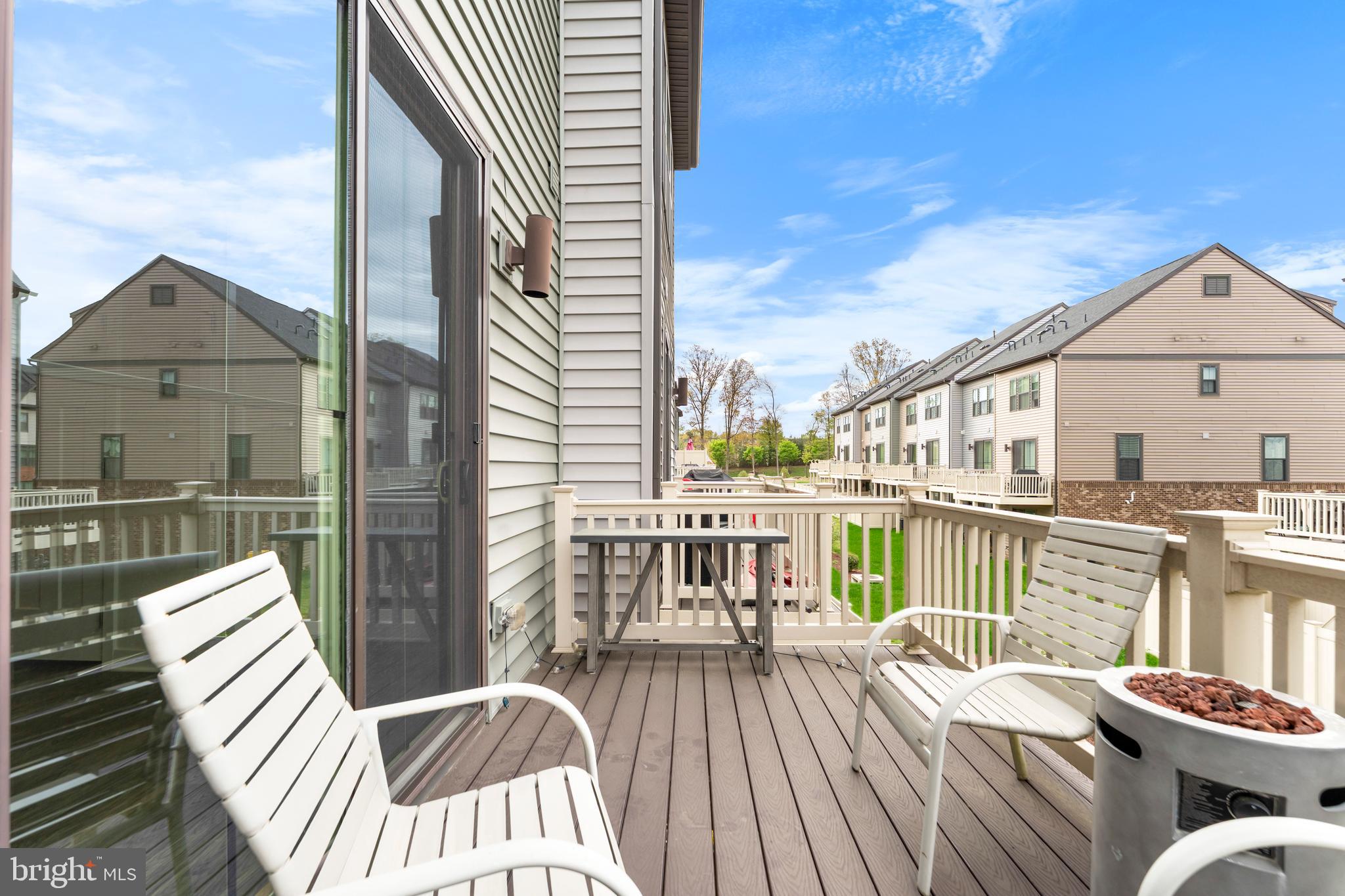 TANYARD SHORES - Residential