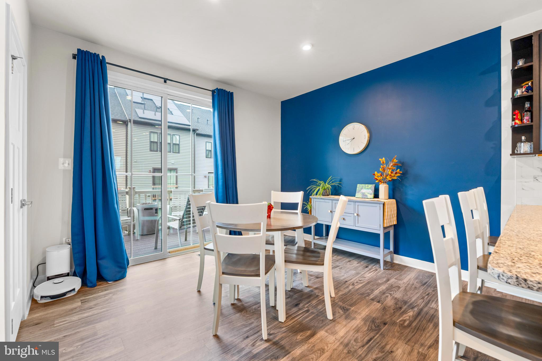 TANYARD SHORES - Residential